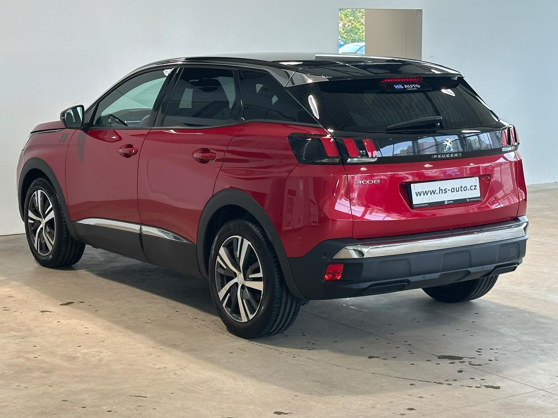 Peugeot 3008, 1.2PureTech,AllurePack130HP,ČR - fotka 4