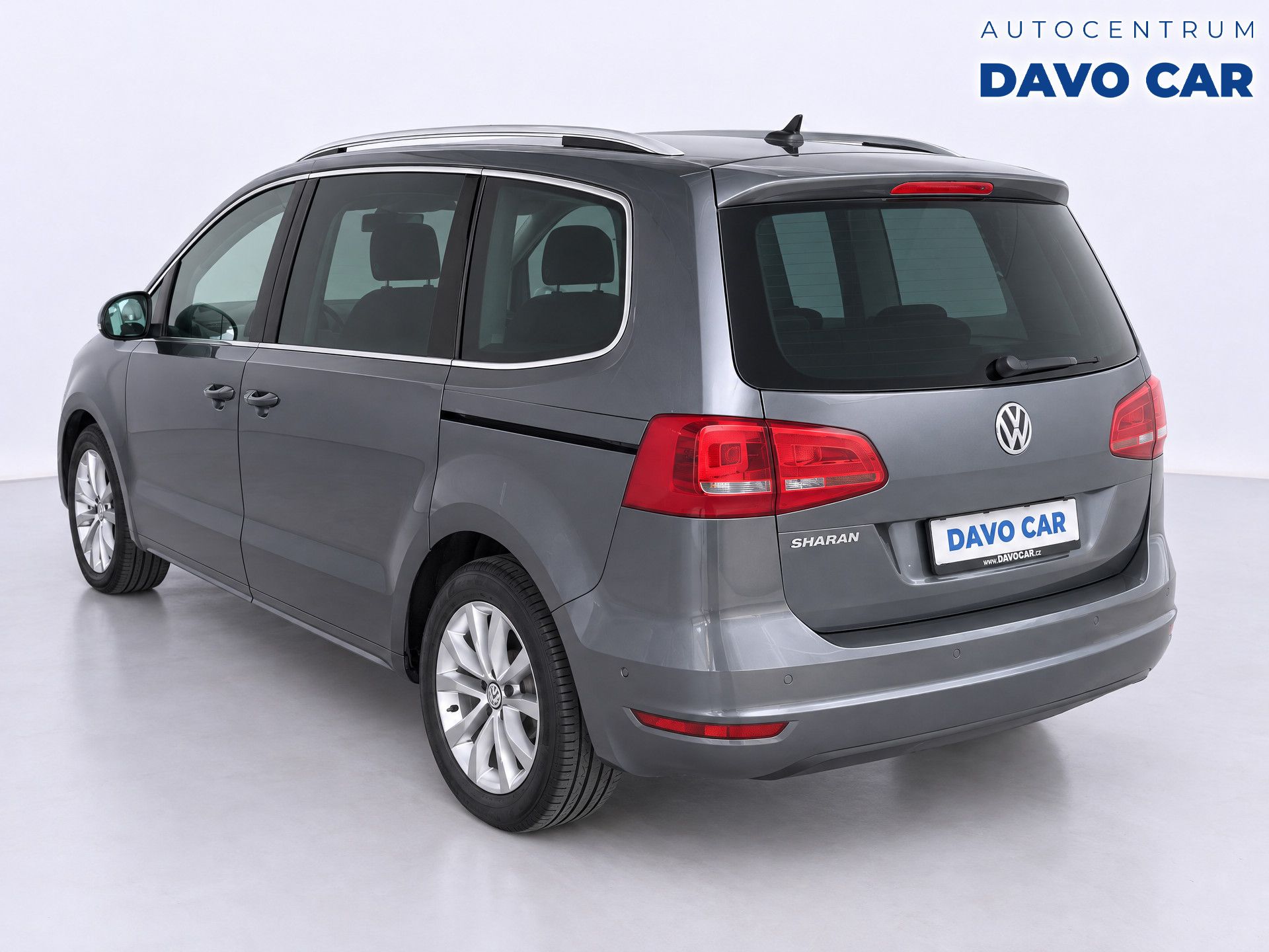Volkswagen Sharan, 2,0 TDI 103kW Comfortline 7mís - fotka 2
