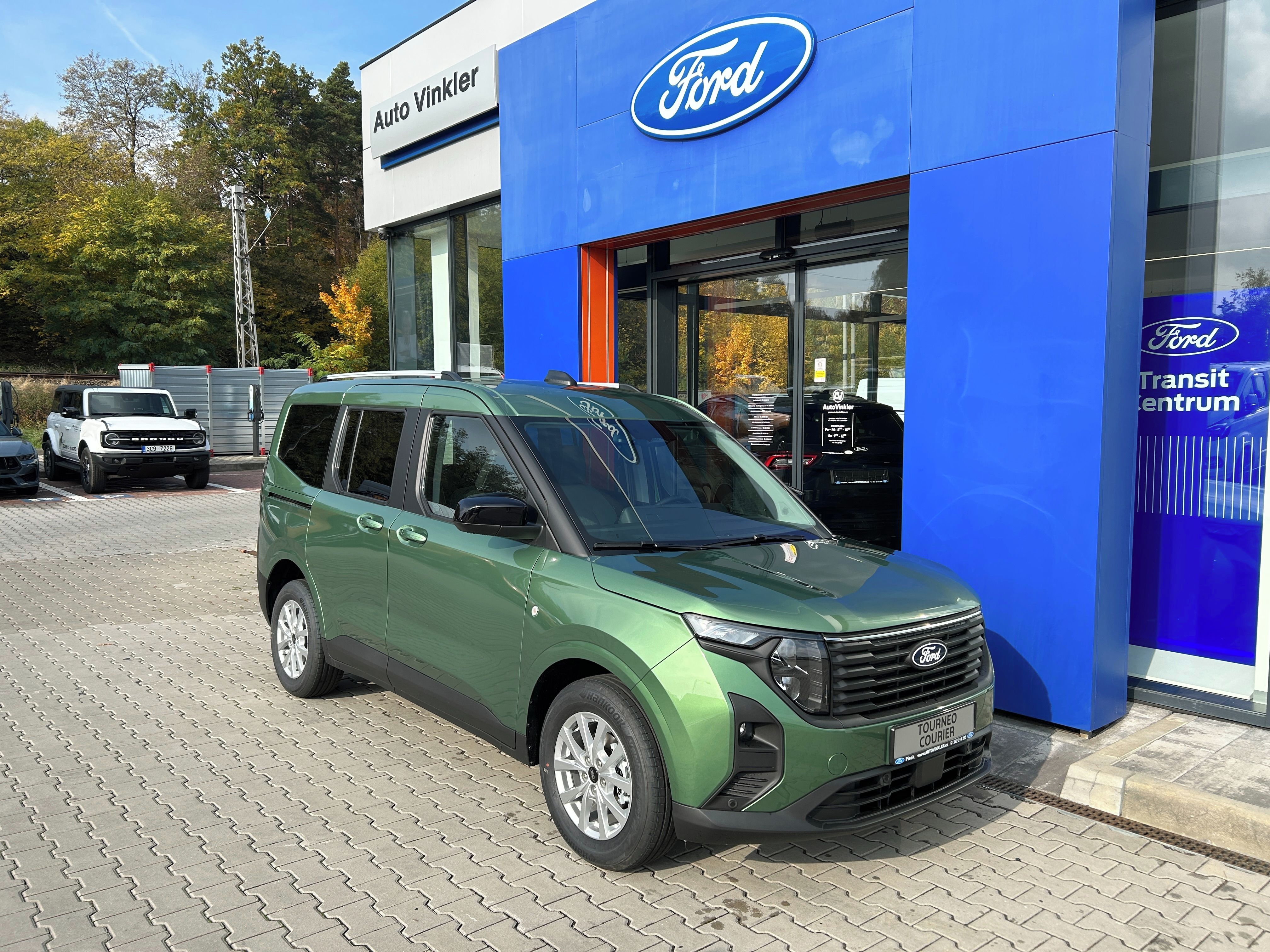 Ford Tourneo Courier, 1.0 EcoBoost 92 kW Titanium L1