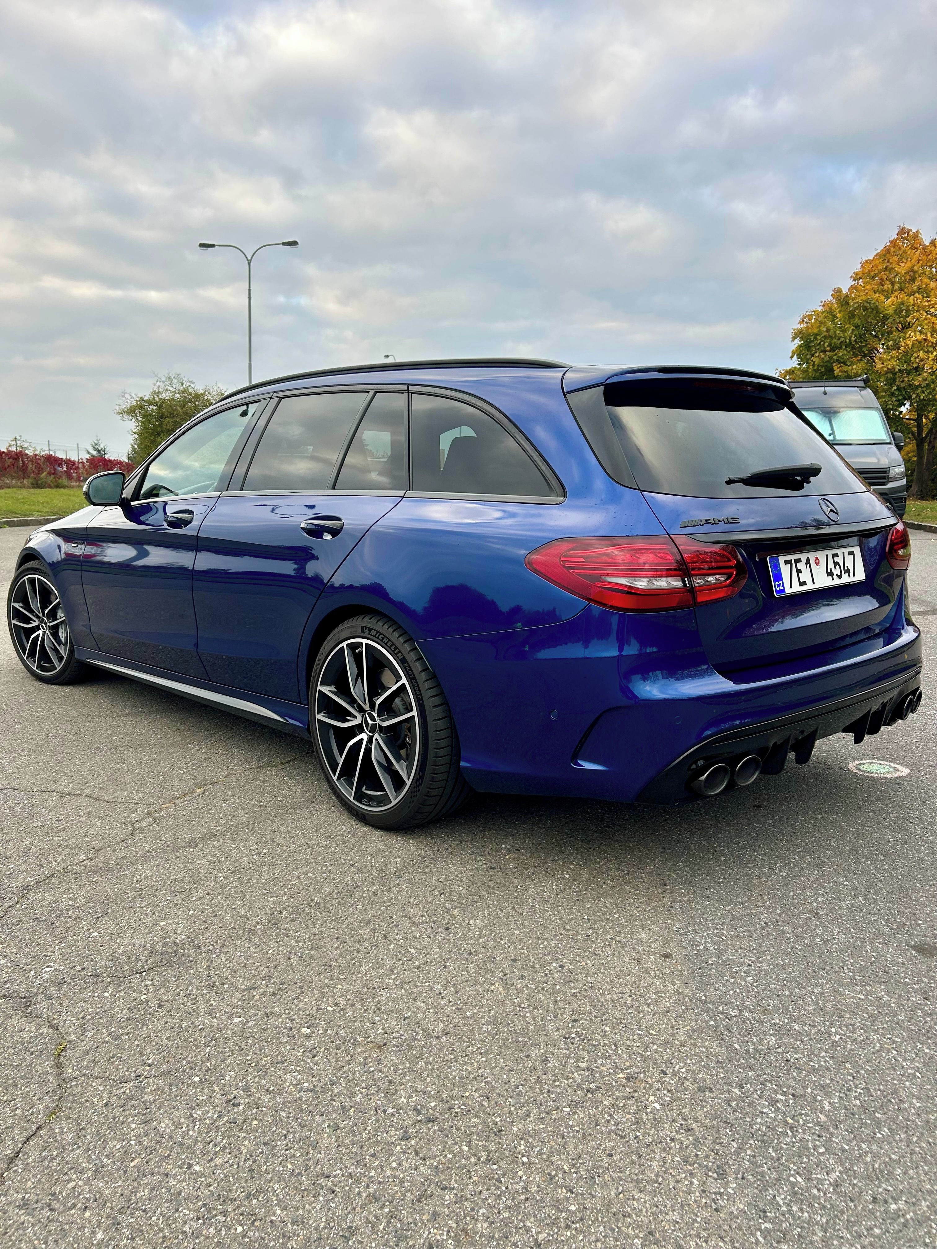 Mercedes-Benz Třídy C, Mercedes Benz C43 AMG - fotka 5