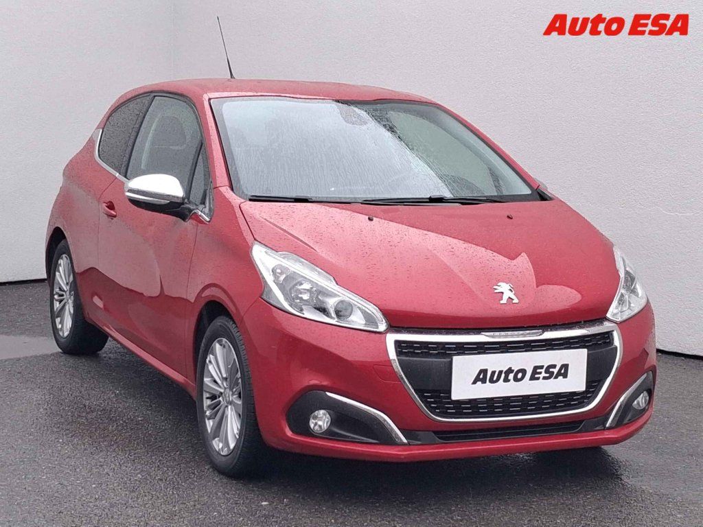 Peugeot 208, 1.2PT,ČR,AC,park.asist