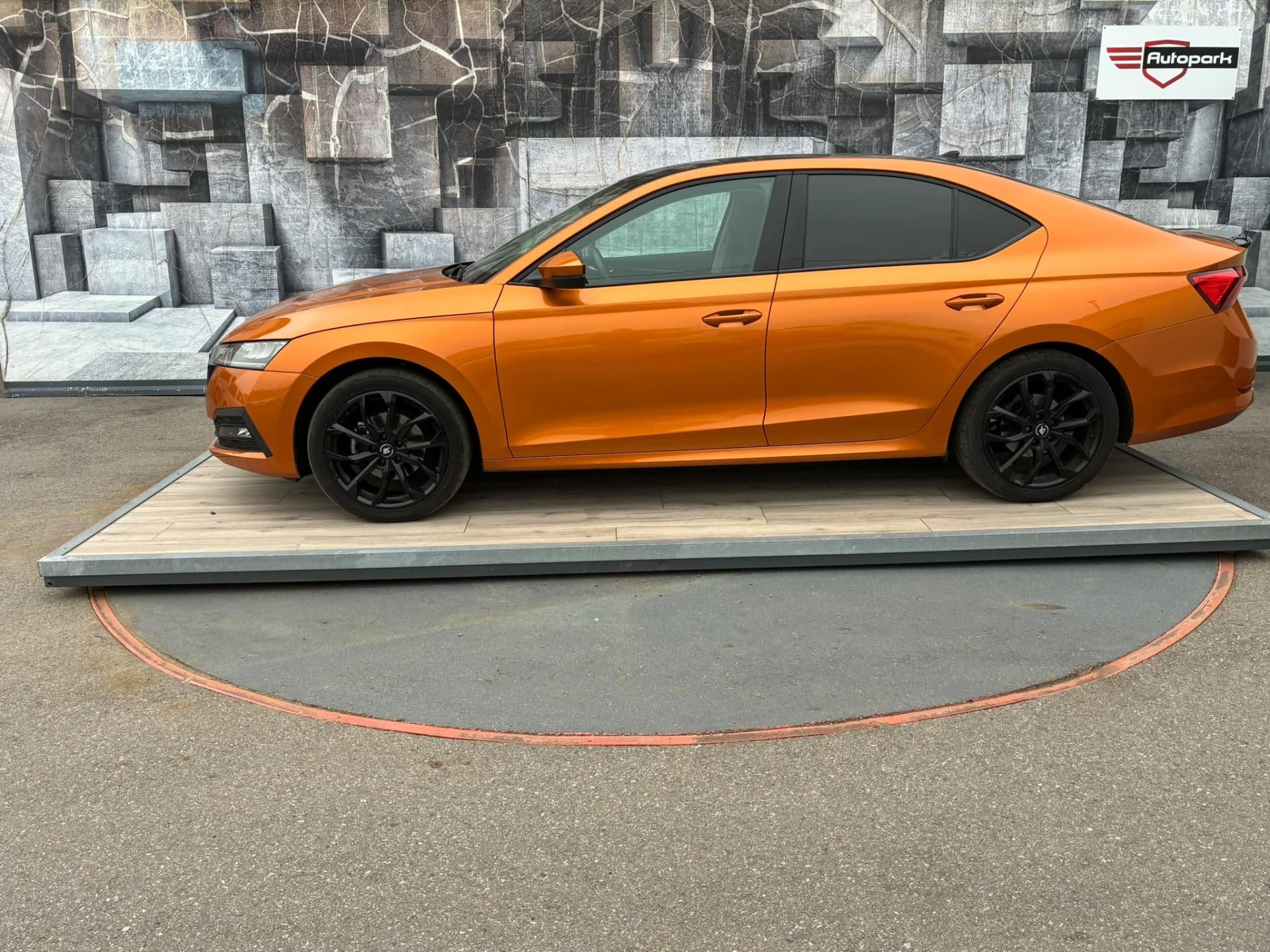 Škoda Octavia, 1.5TSi,110KW,VYHŘ.SEDADLA,TEMP - fotka 4