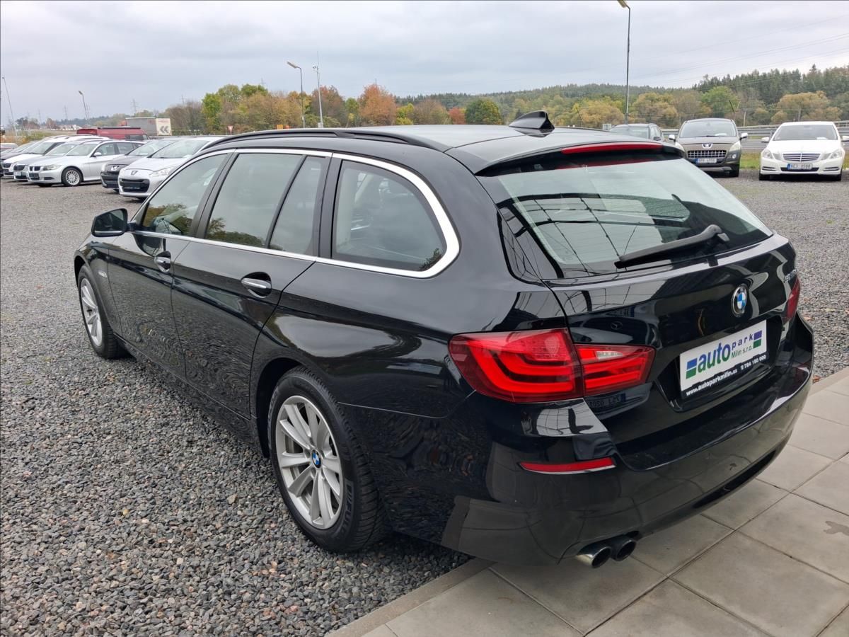 BMW Řada 5, 2,0 525D, 160 kw - fotka 5
