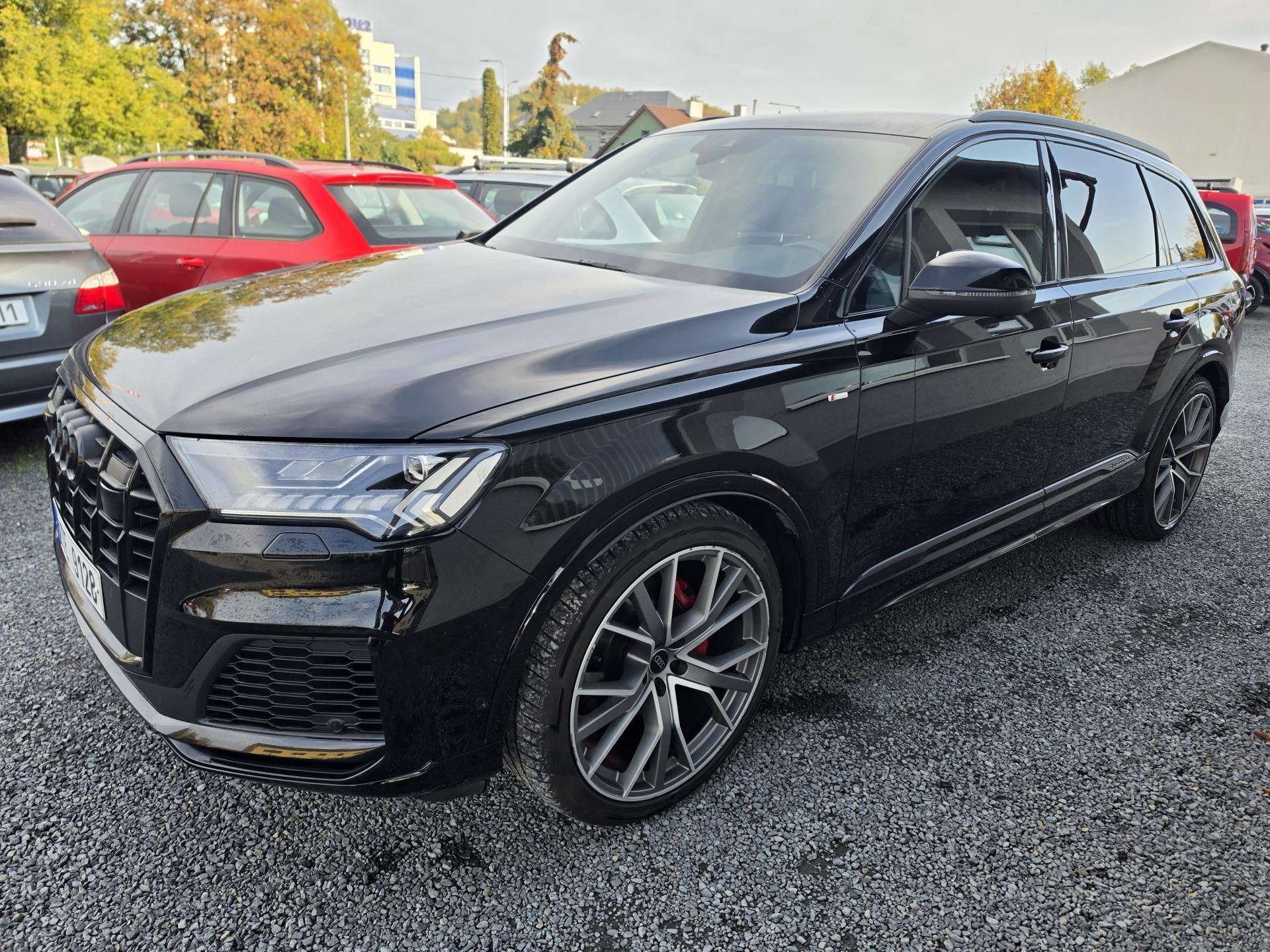 Audi Q7, 3.0 TDI S-LINE Bang&Olufsen - fotka 2