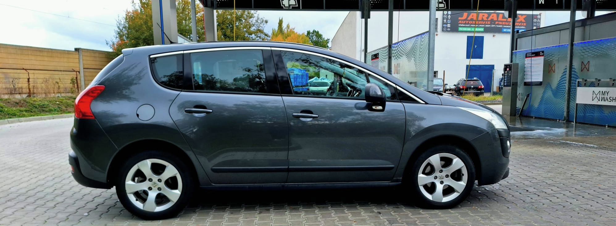 Peugeot 3008, 2.0 HDI - fotka 4