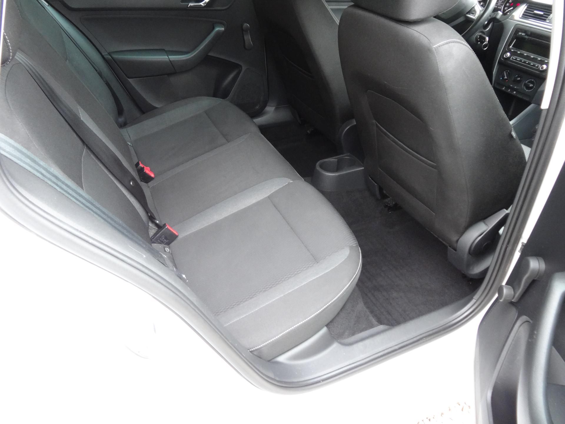 Škoda Rapid, 1.2TSi 2xlitá kola zim.+let.pn - fotka 6