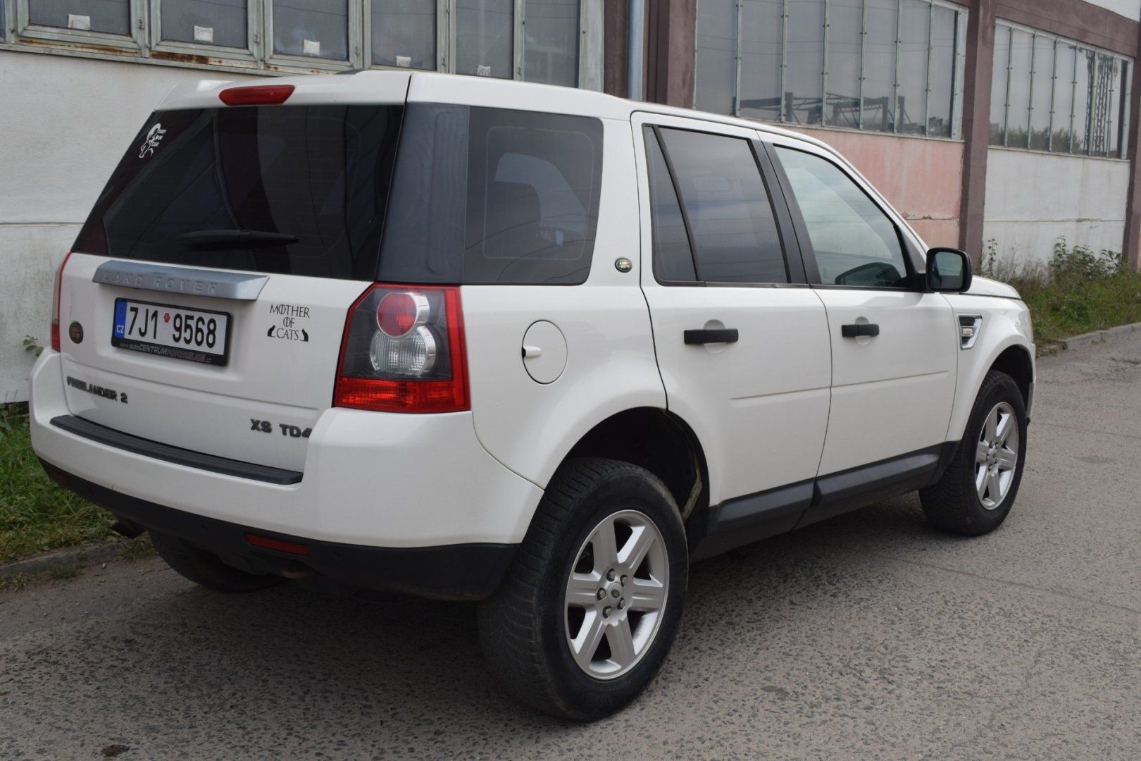 Land Rover Freelander, automat, slušný stav, DVD - fotka 3