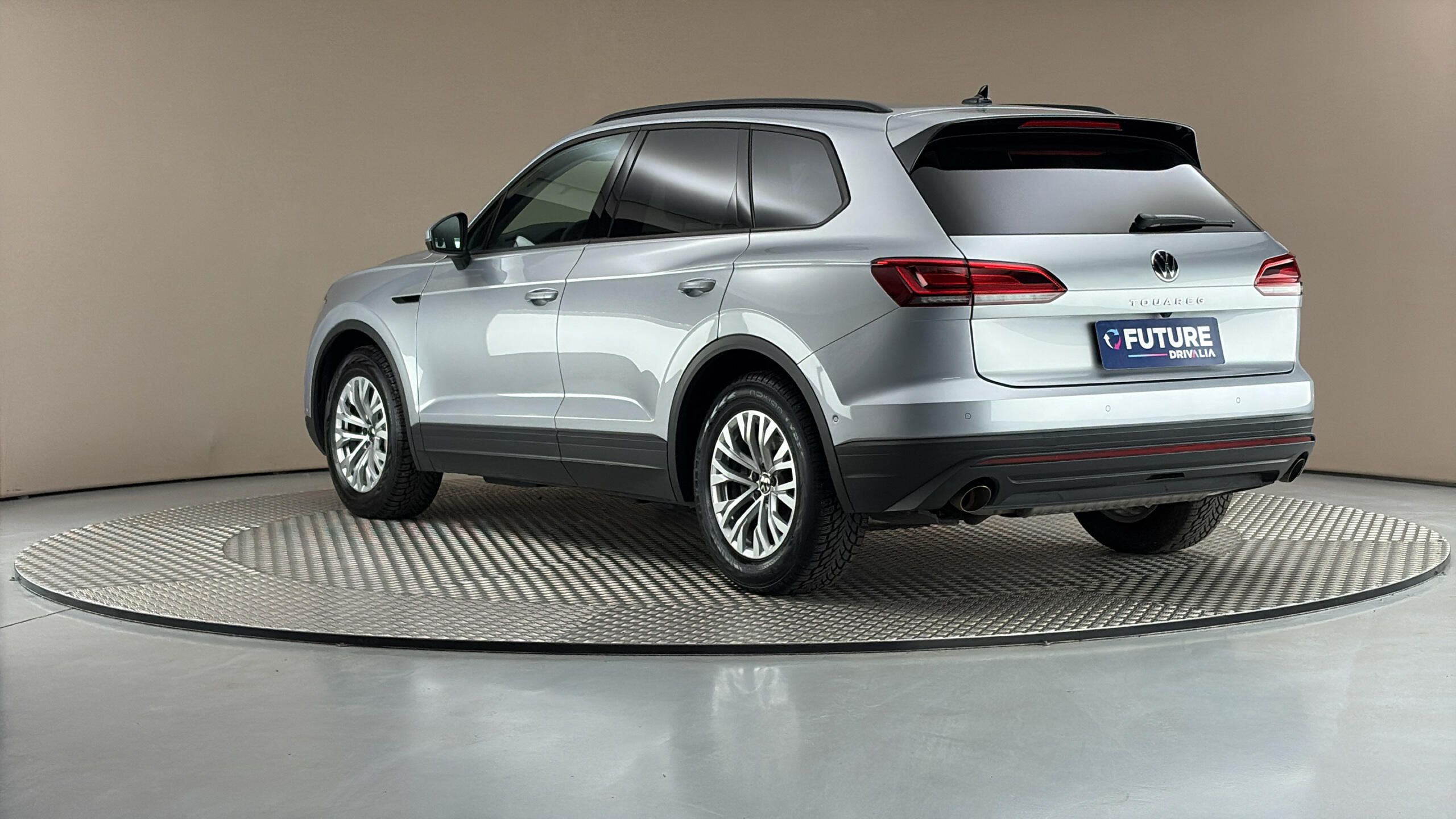 Volkswagen Touareg, 3.0 TDI Tiptronic - fotka 2