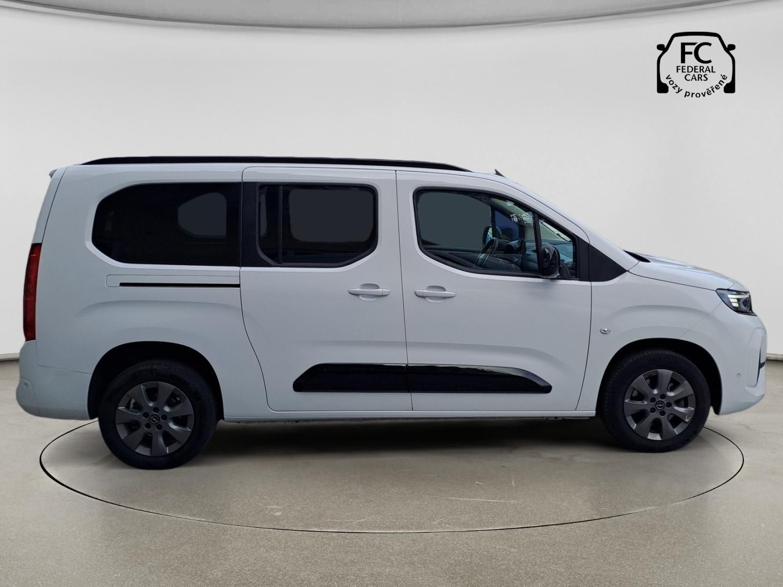 Opel Combo, 1.5CDTI 96kW Elegance AT 7míst - fotka 4