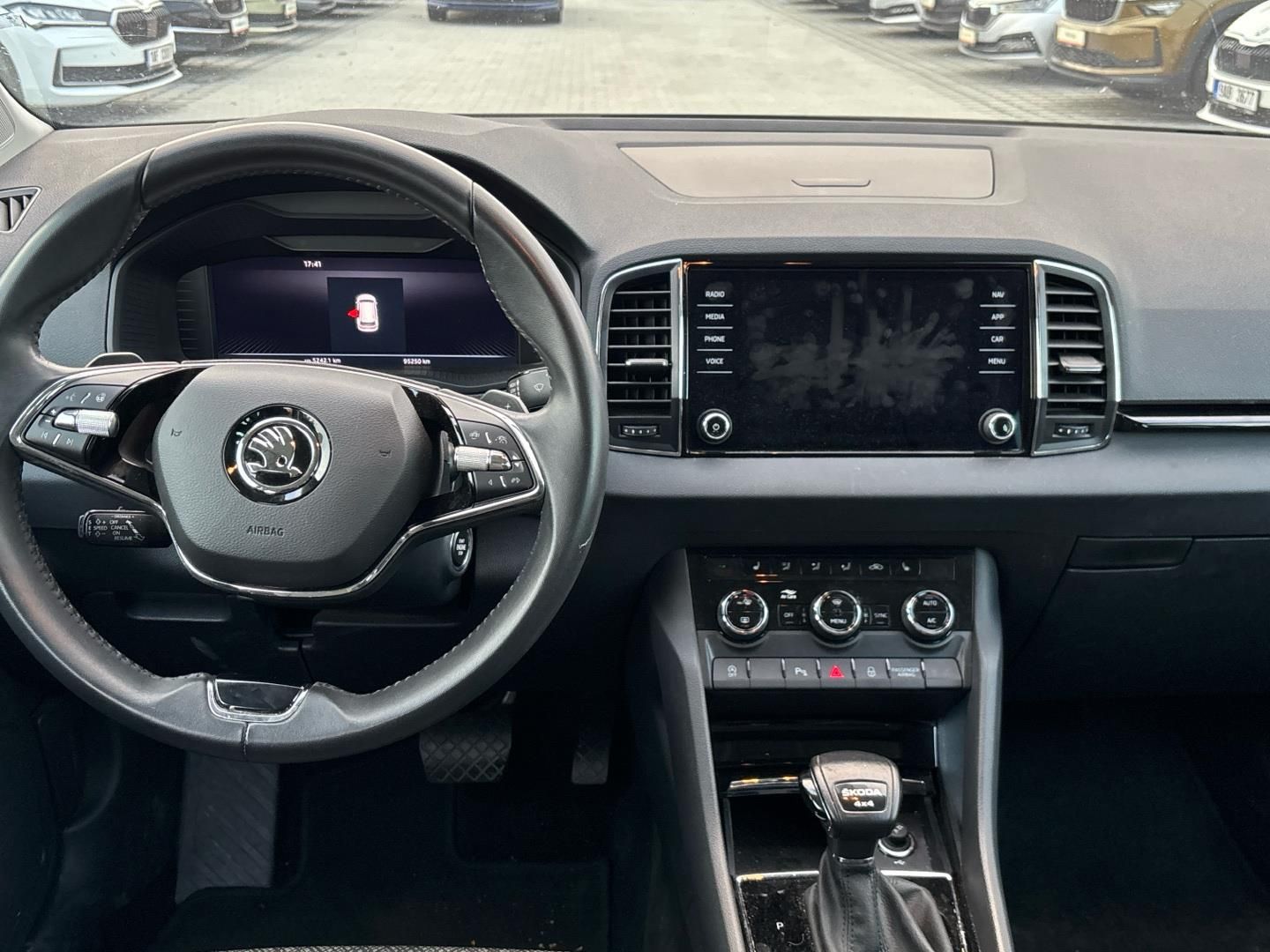 Škoda Karoq, 2.0 TDI DSG / 110 kW Style Exc - fotka 5