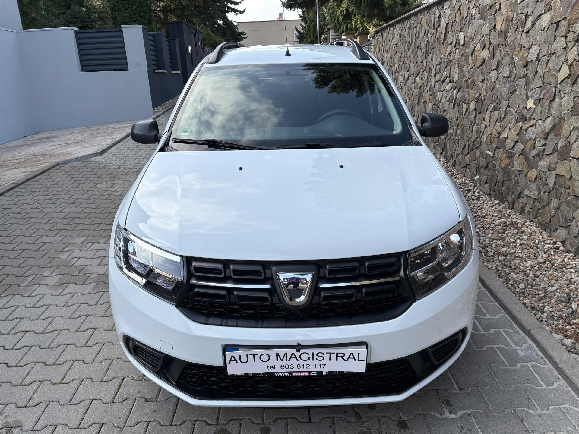 Dacia Logan, 1.0 54 kW - fotka 4