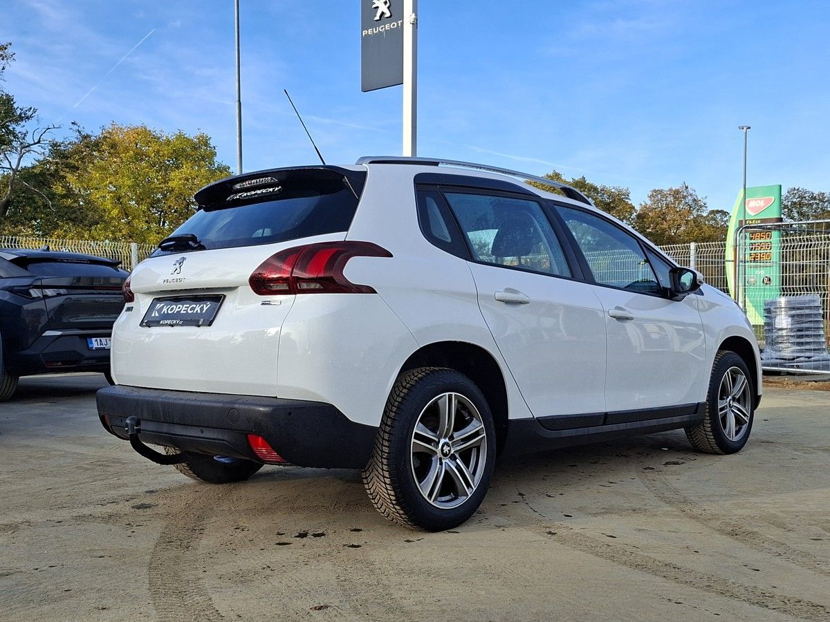 Peugeot 2008, 1,2 PT 110k M5 2.MAJ - fotka 3
