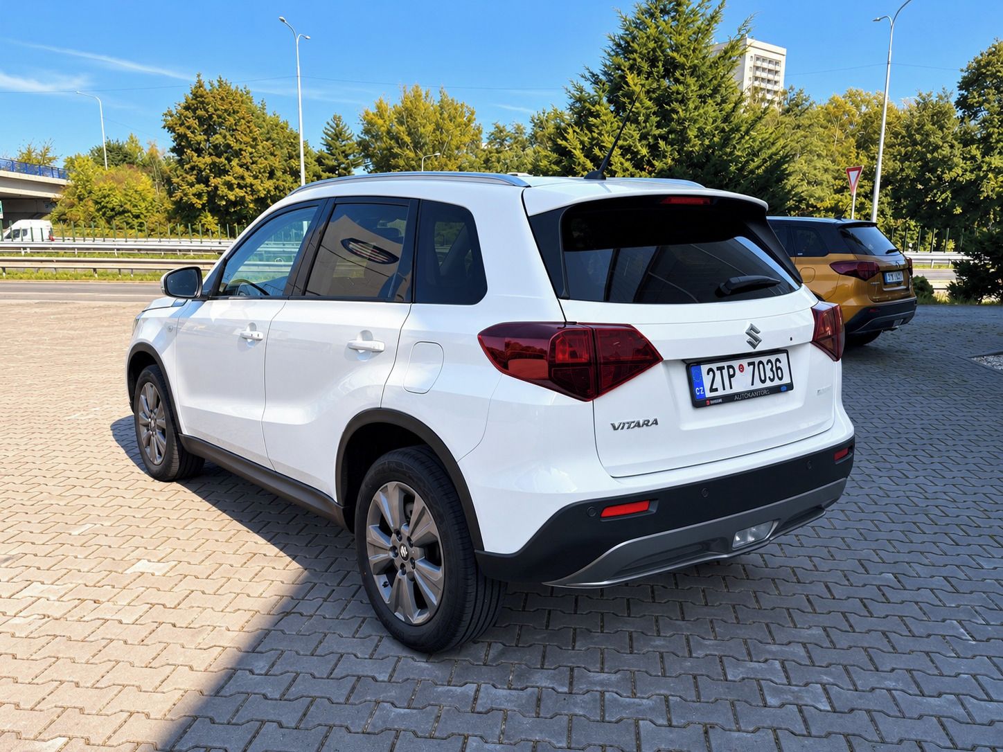 Suzuki Vitara, 1.4 Premium - fotka 5