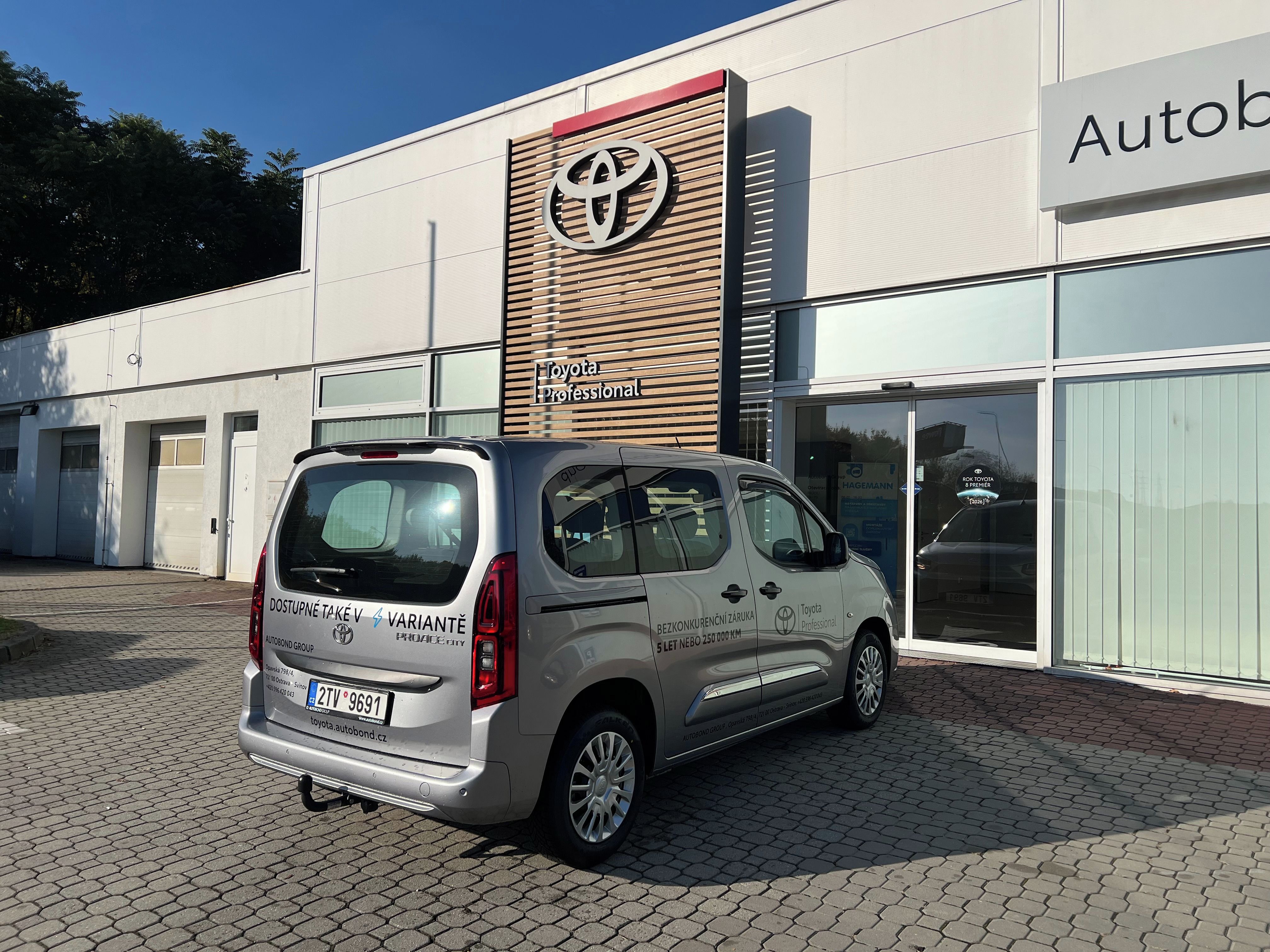 Toyota Proace City Verso, 1.2T Business Tailgate 5S - fotka 6