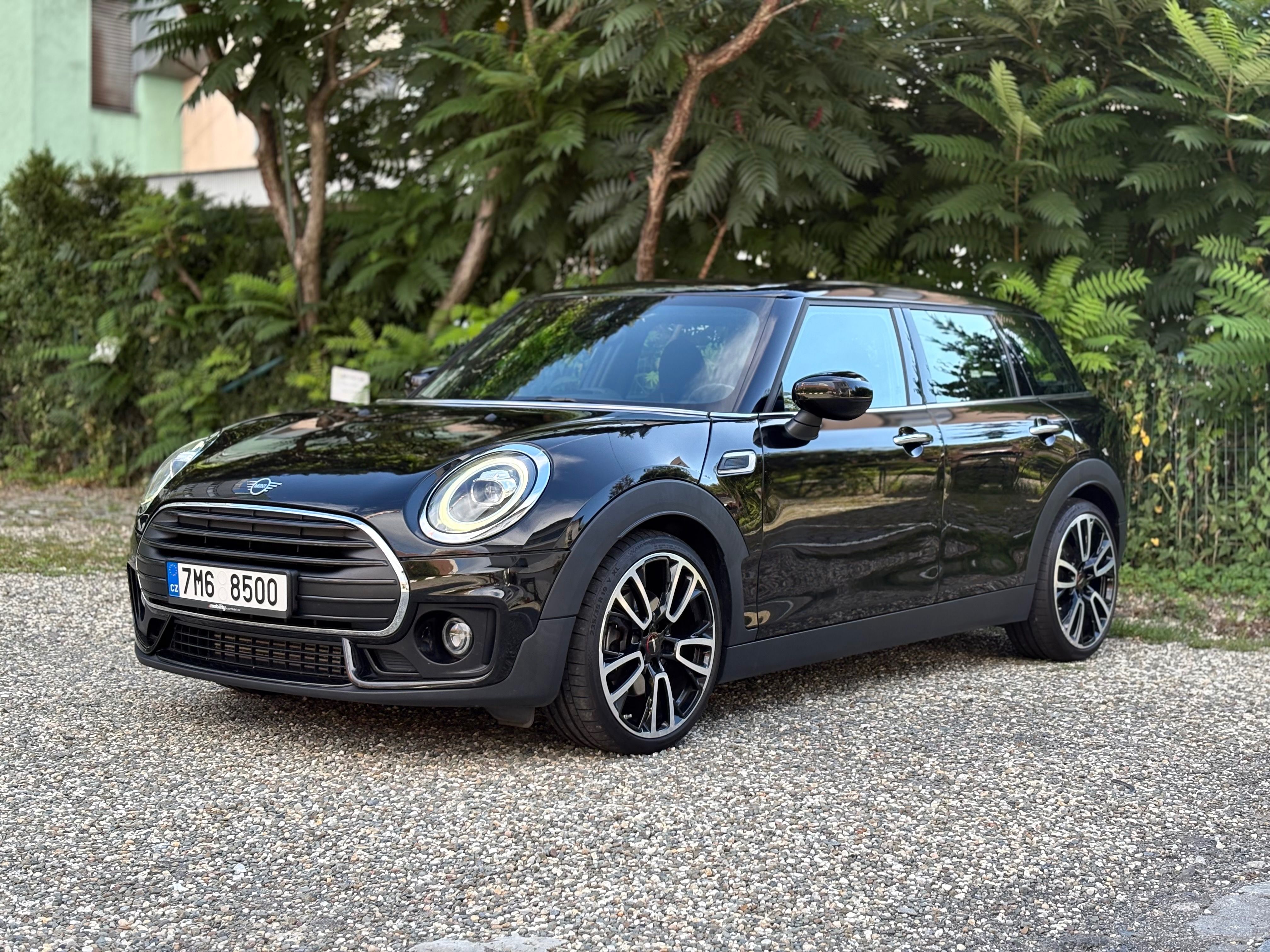 Mini Clubman, Cooper 2.0d 110kW AT, JCWpaket - fotka 3