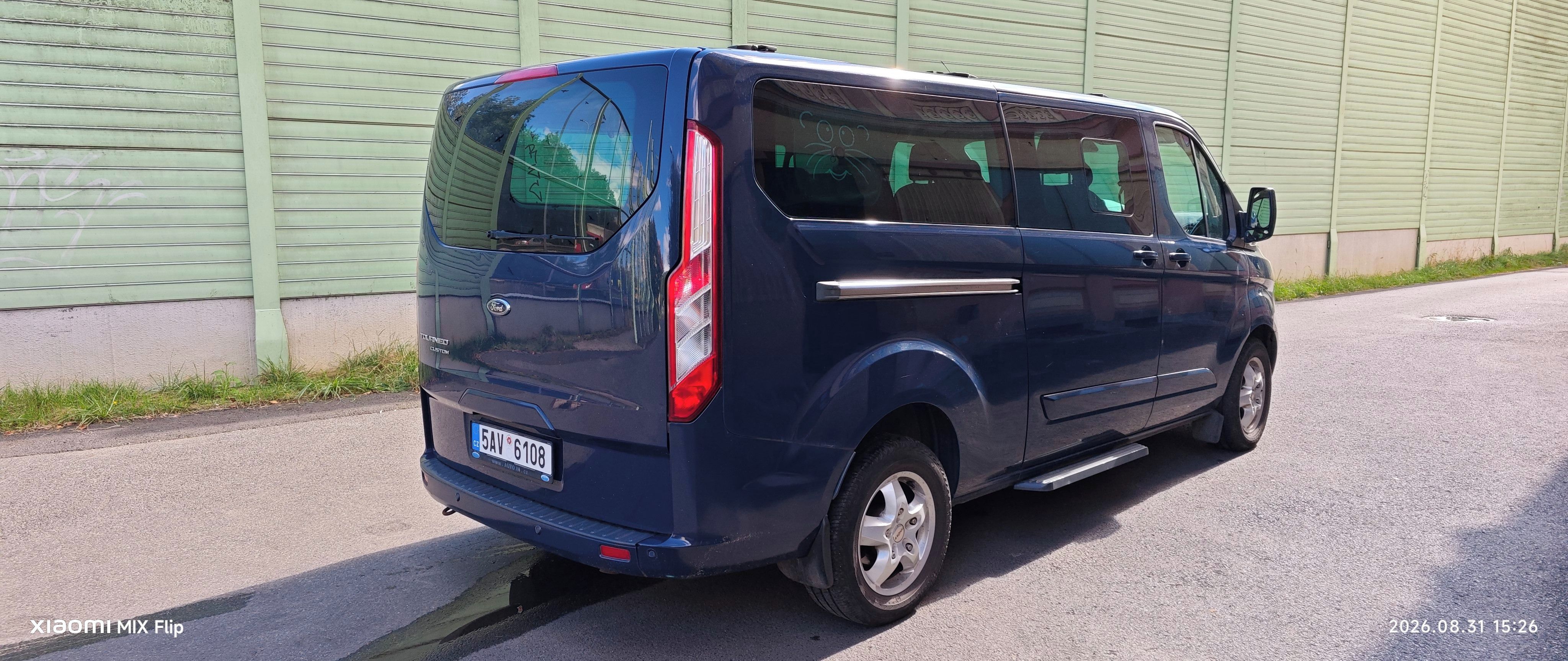 Ford Tourneo Custom, 2,0 TDCI - servis nepravidelně - fotka 2