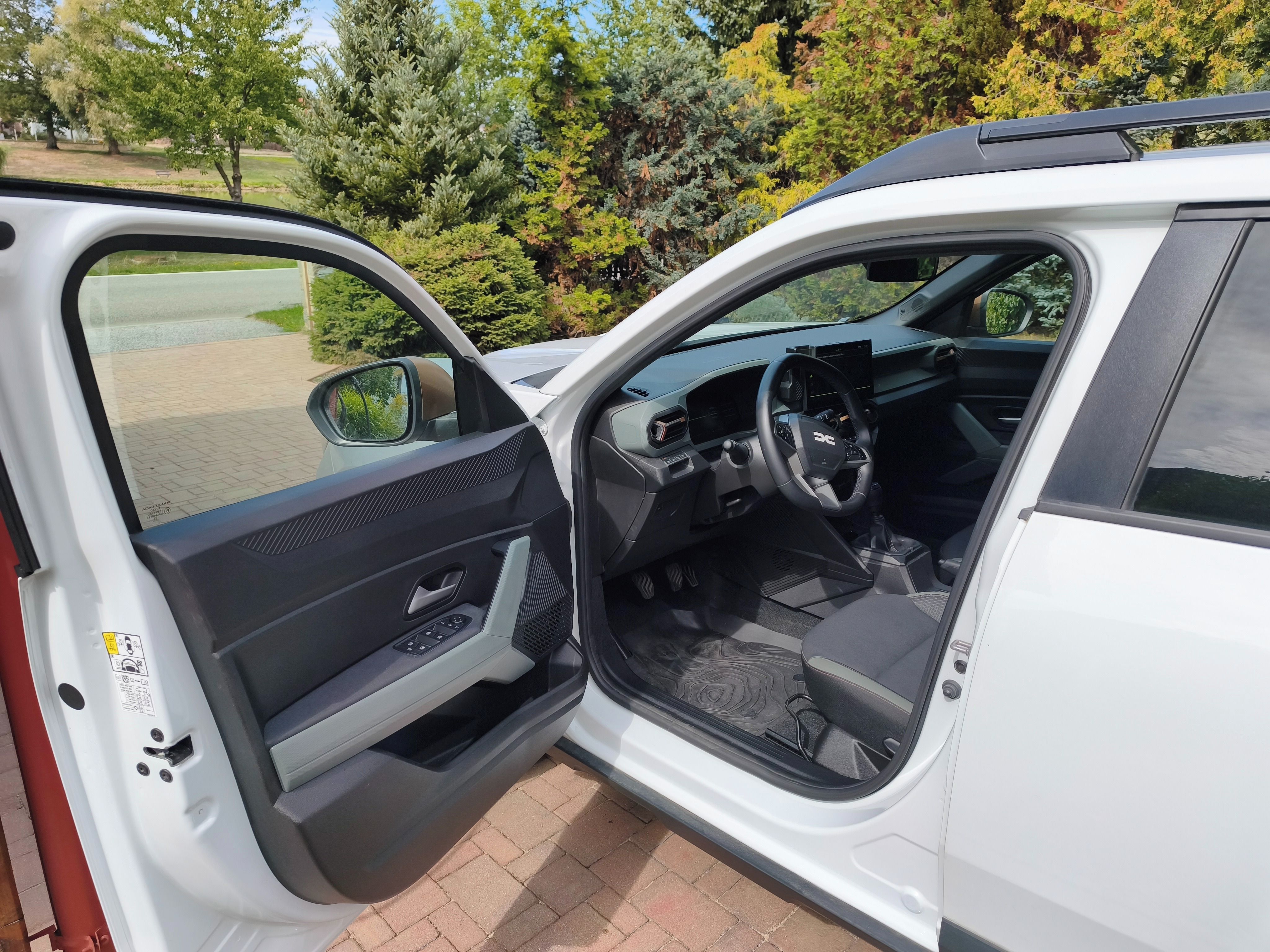Dacia Duster, 1.0 TCe_LPG_Zimní pneu_TZ_DPH - fotka 6