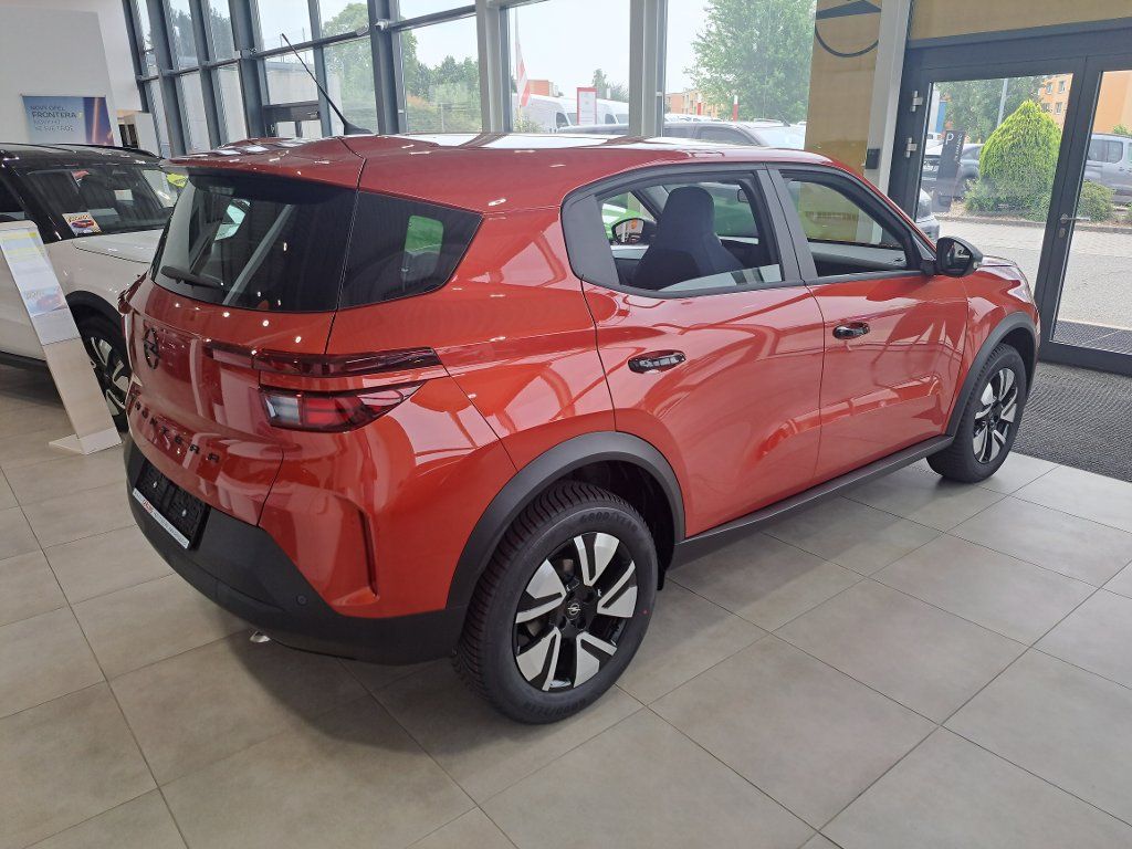 Opel Frontera, Edition 1.2 TURBO 100k MT6 - fotka 5