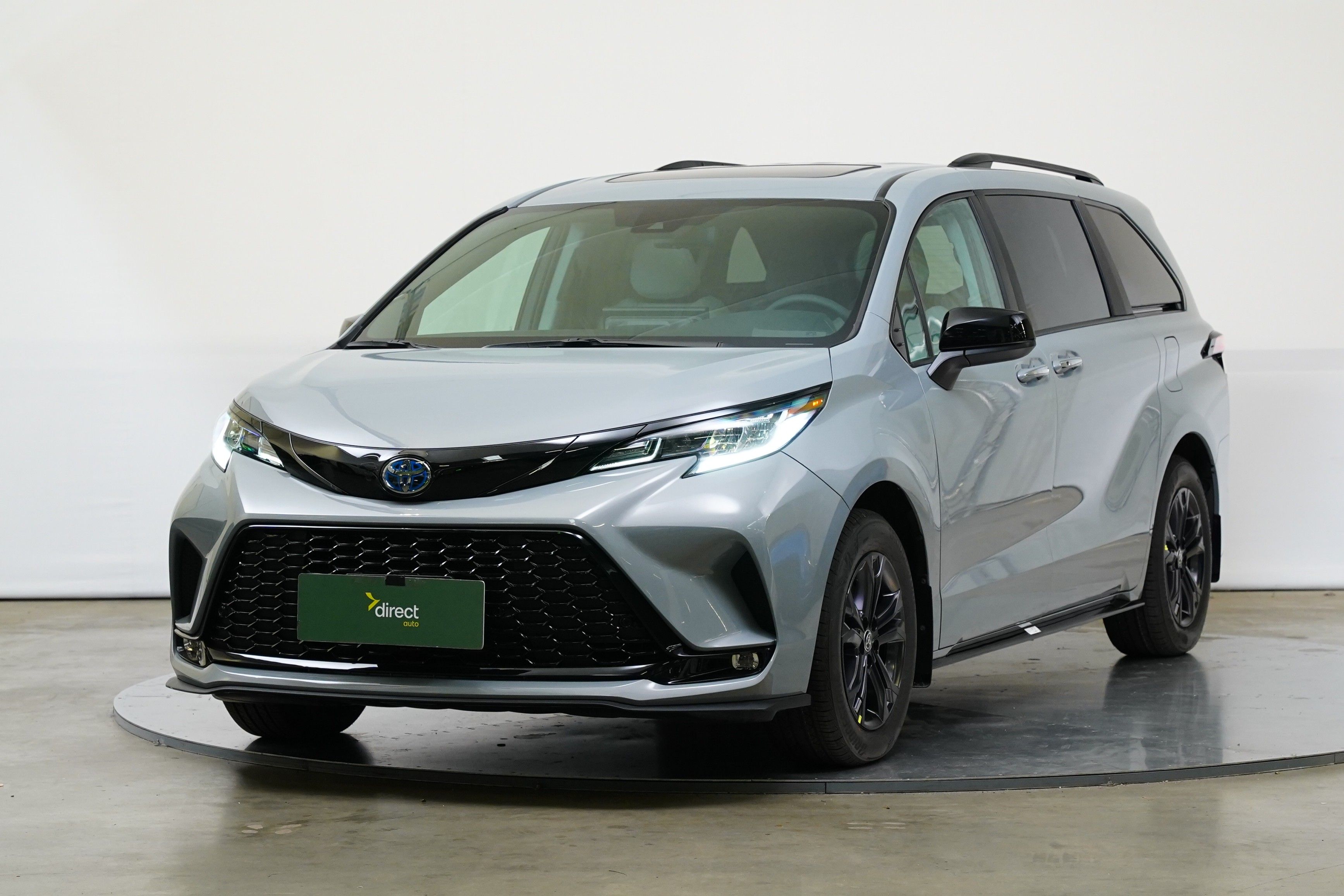 Toyota Sienna, 2.5 HEV 180 kW CVT AWD XSE
