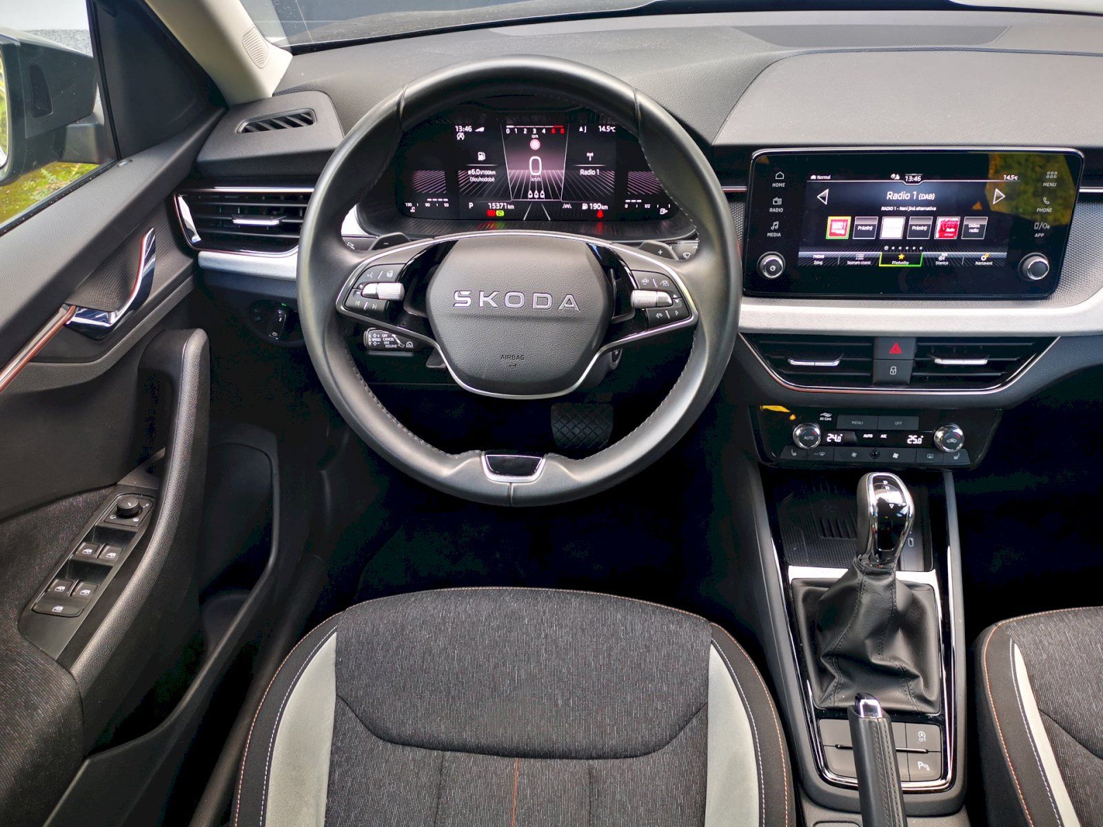 Škoda Kamiq, 1.5 TSI 110 kW Top Selection D - fotka 5