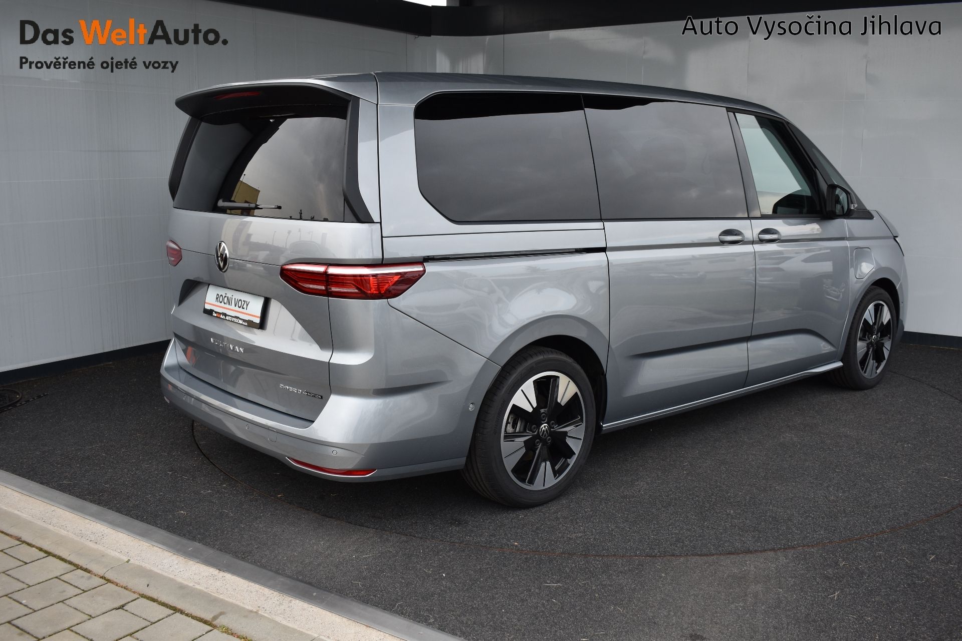 Volkswagen Multivan, 1.5TSI 130kW 4Motion,tažné, to - fotka 2