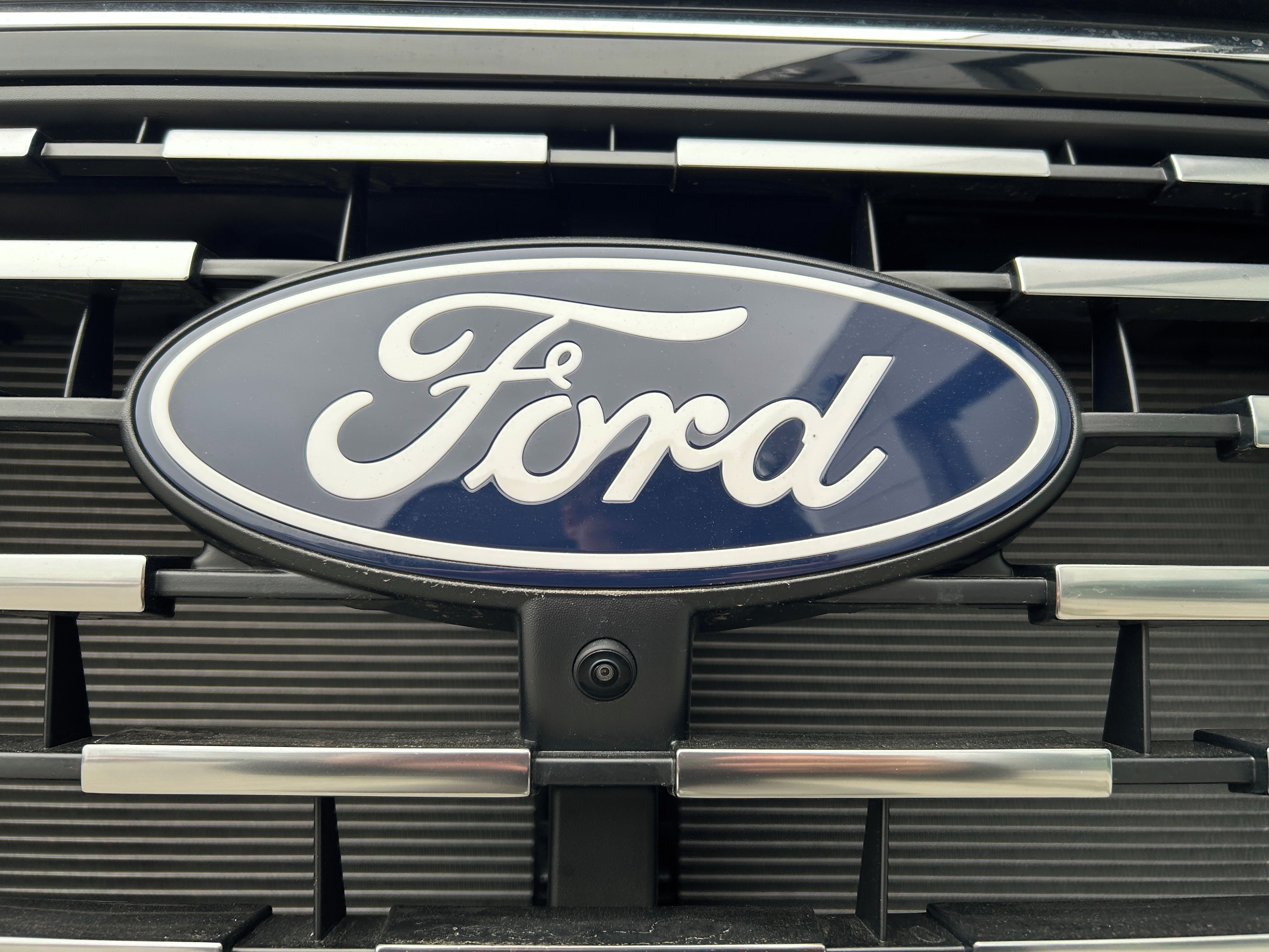 Ford Tourneo Custom, Titanium X L2 2.0EcoBlue 125kW - fotka 3