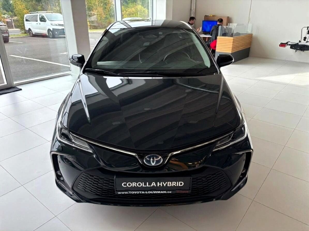 Toyota Corolla, 1,8 SD Style HEV - fotka 2