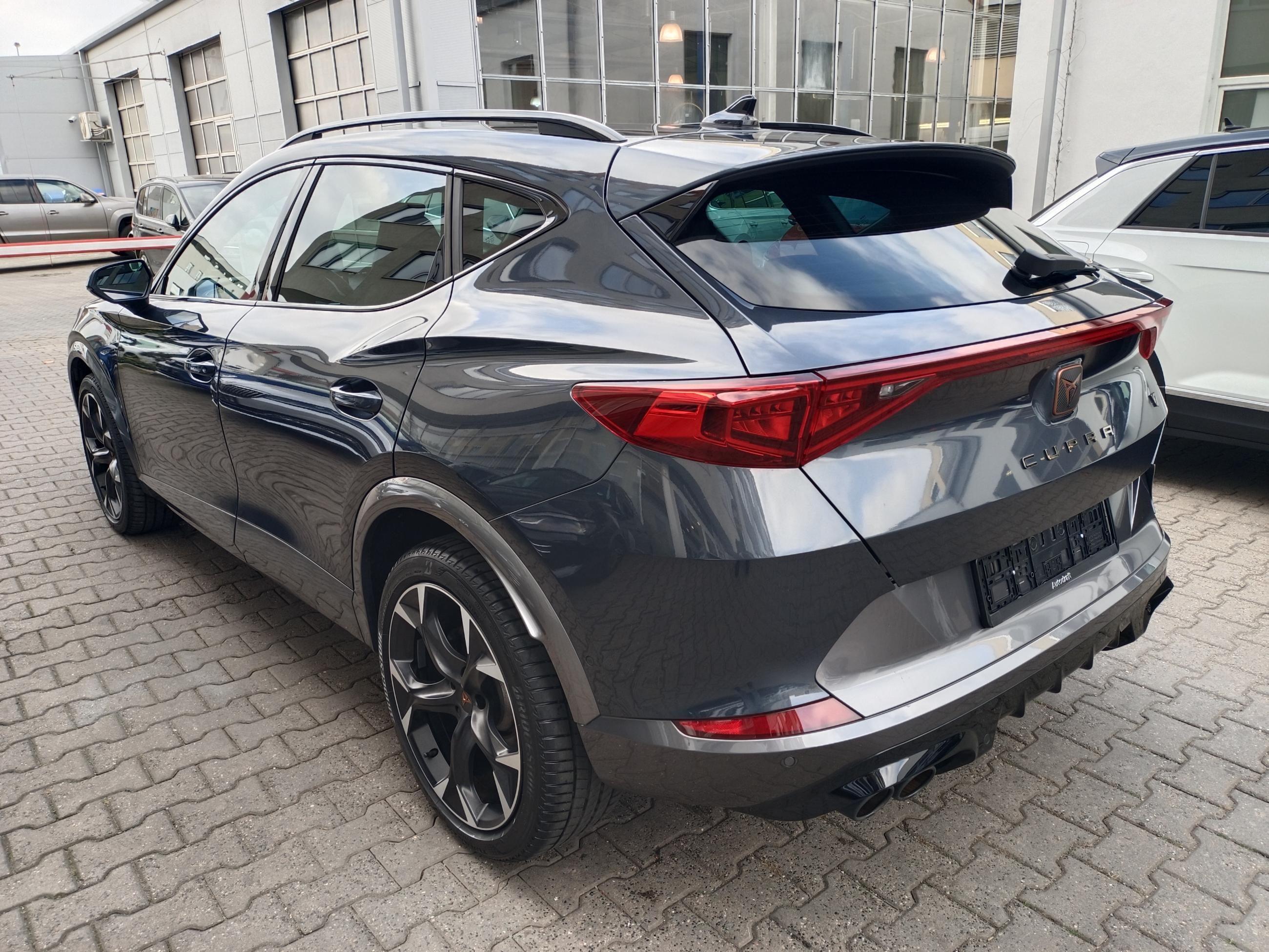 Cupra Formentor, VZ 2.0 TSI 228kW 4x4 DSG - fotka 4