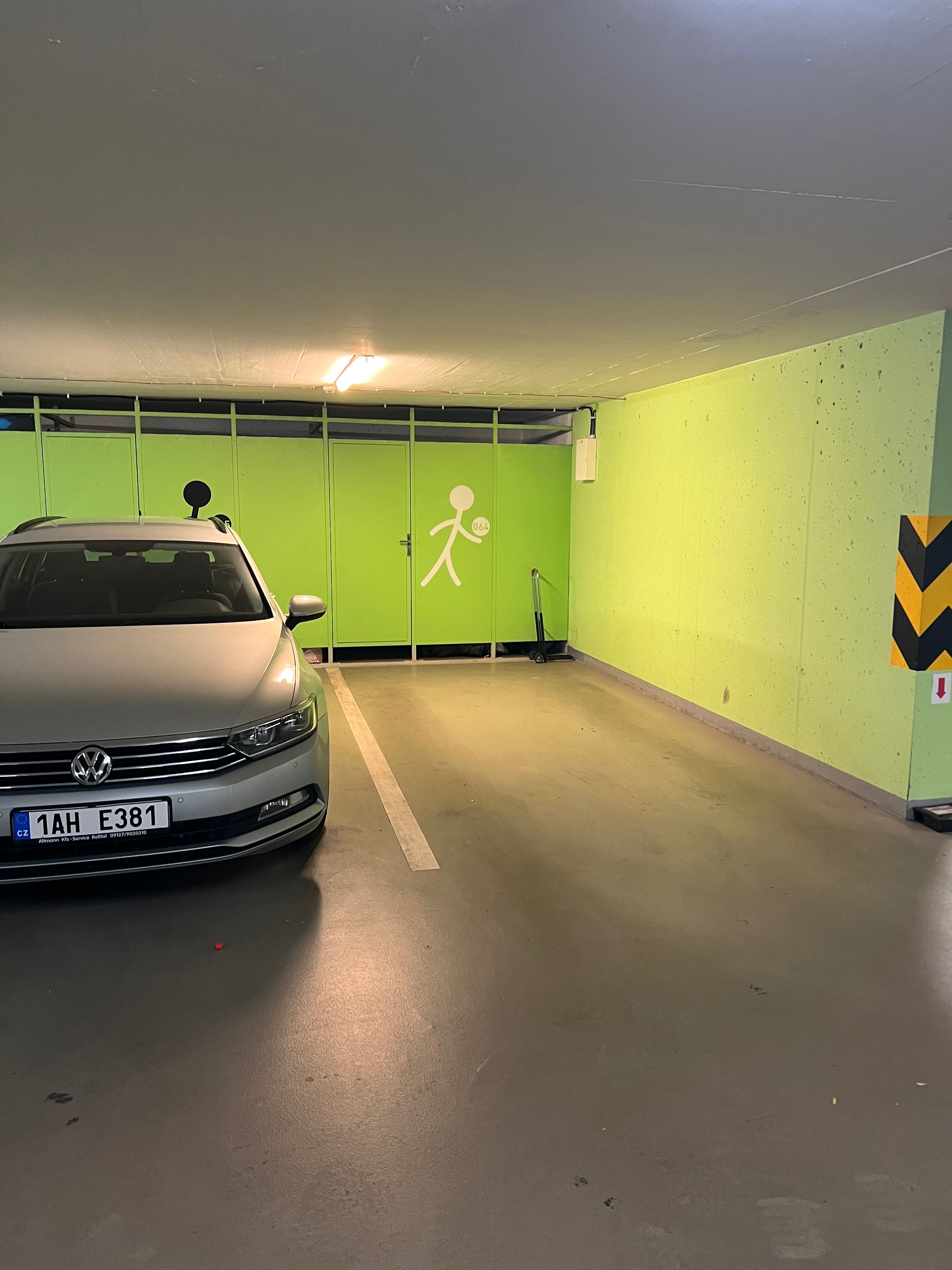 Volkswagen Passat, VW Passat combi 2.0 nafta - fotka 3