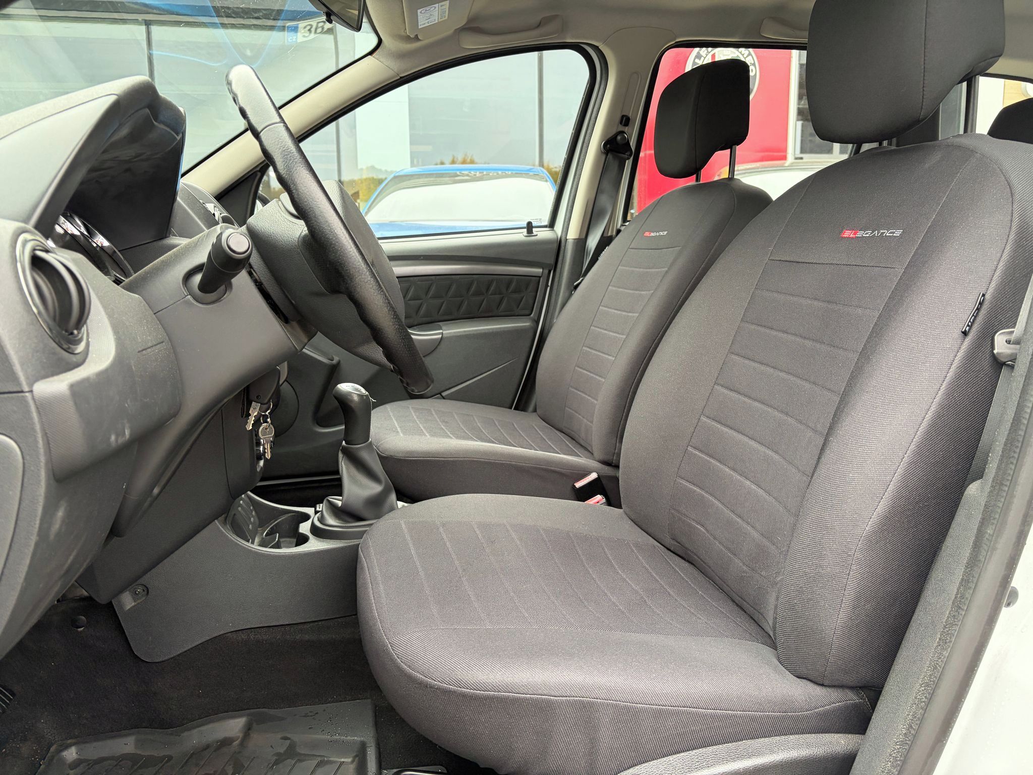 Dacia Duster, 1.6 16V 77kW - fotka 6