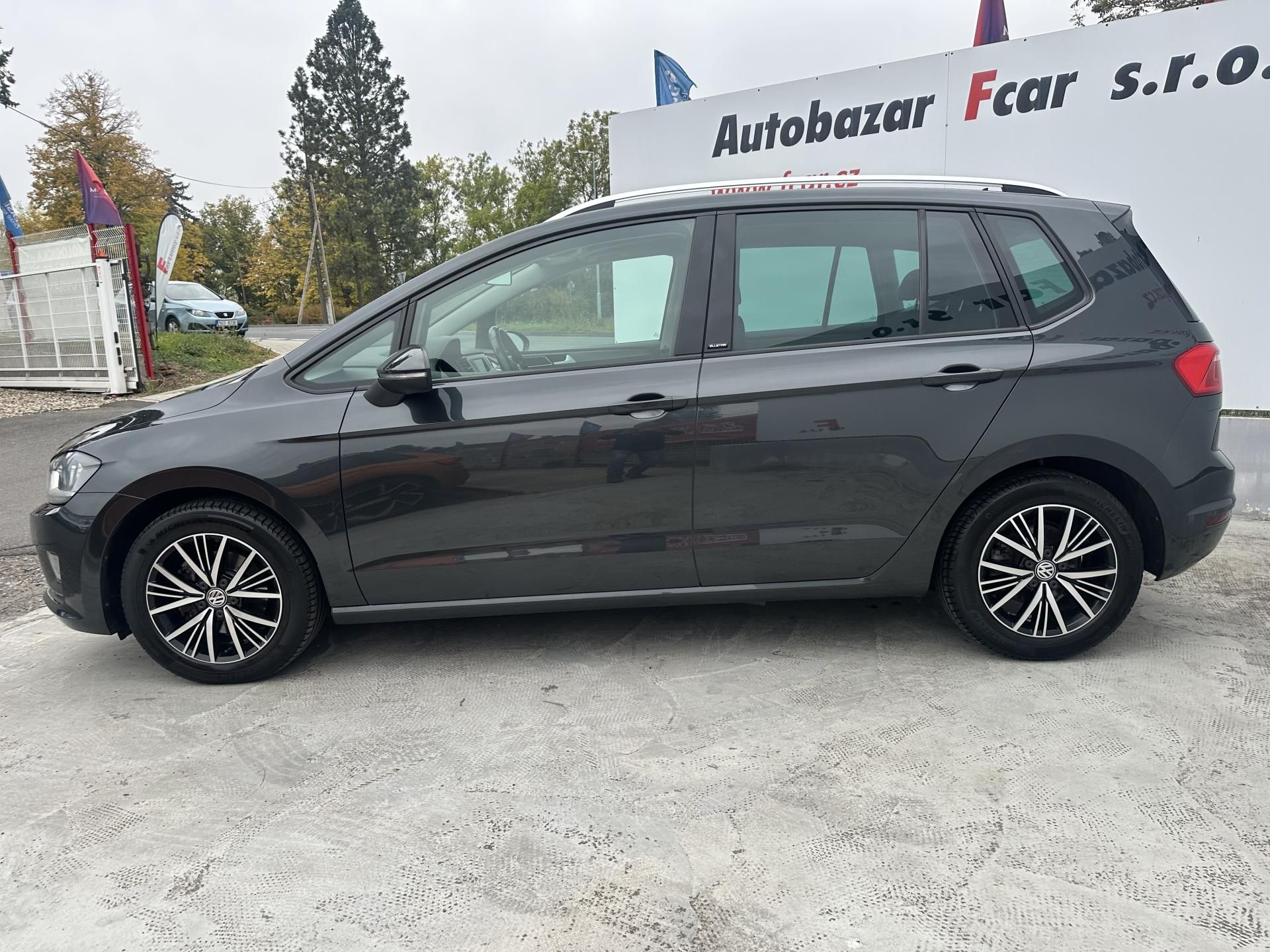 Volkswagen Golf Sportsvan, 1.4 TSI DSG ser.knížka - fotka 4