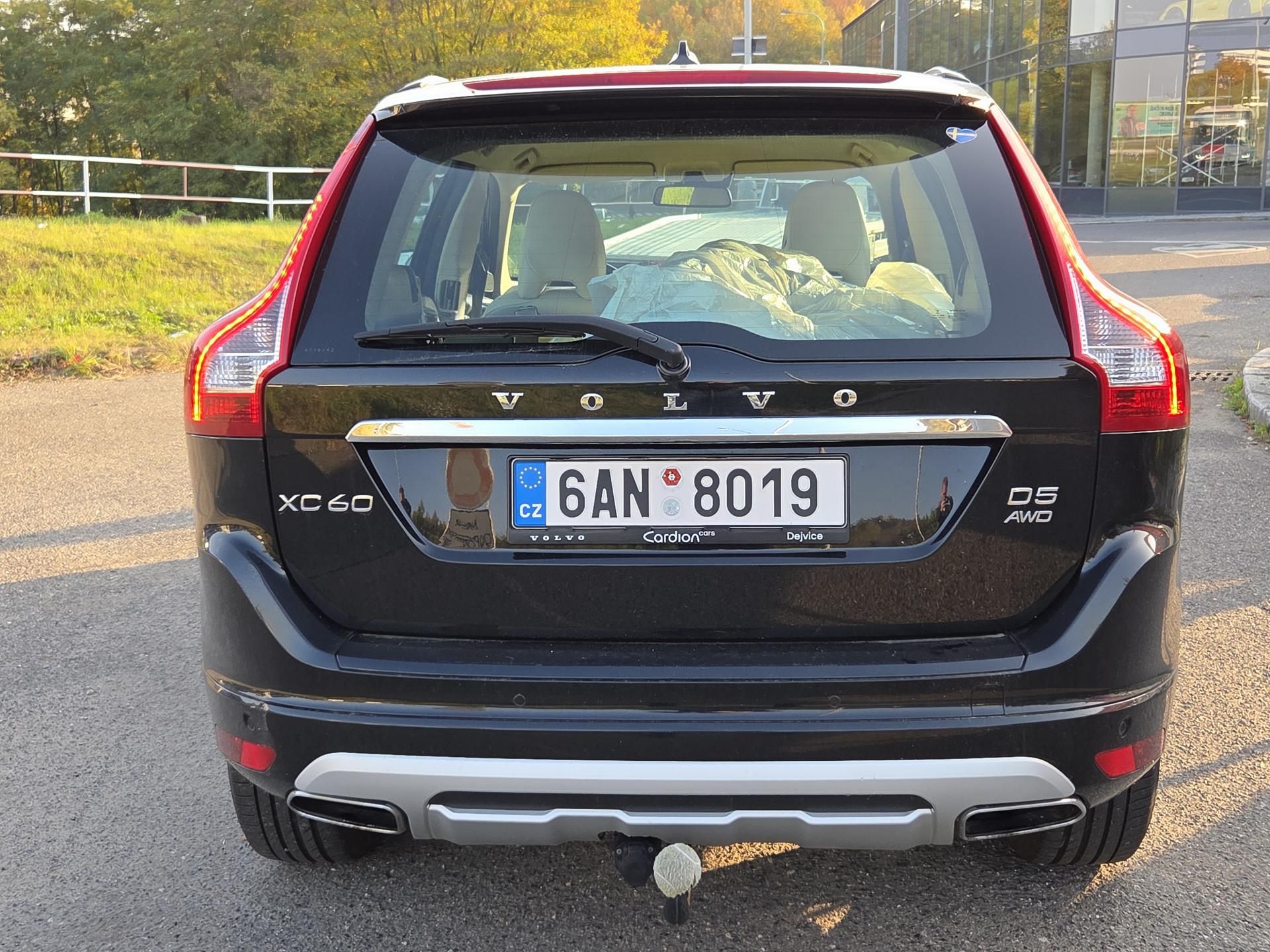 Volvo XC60, 2,4D 4X4 AUTOMAT splátky VŠEM! - fotka 4
