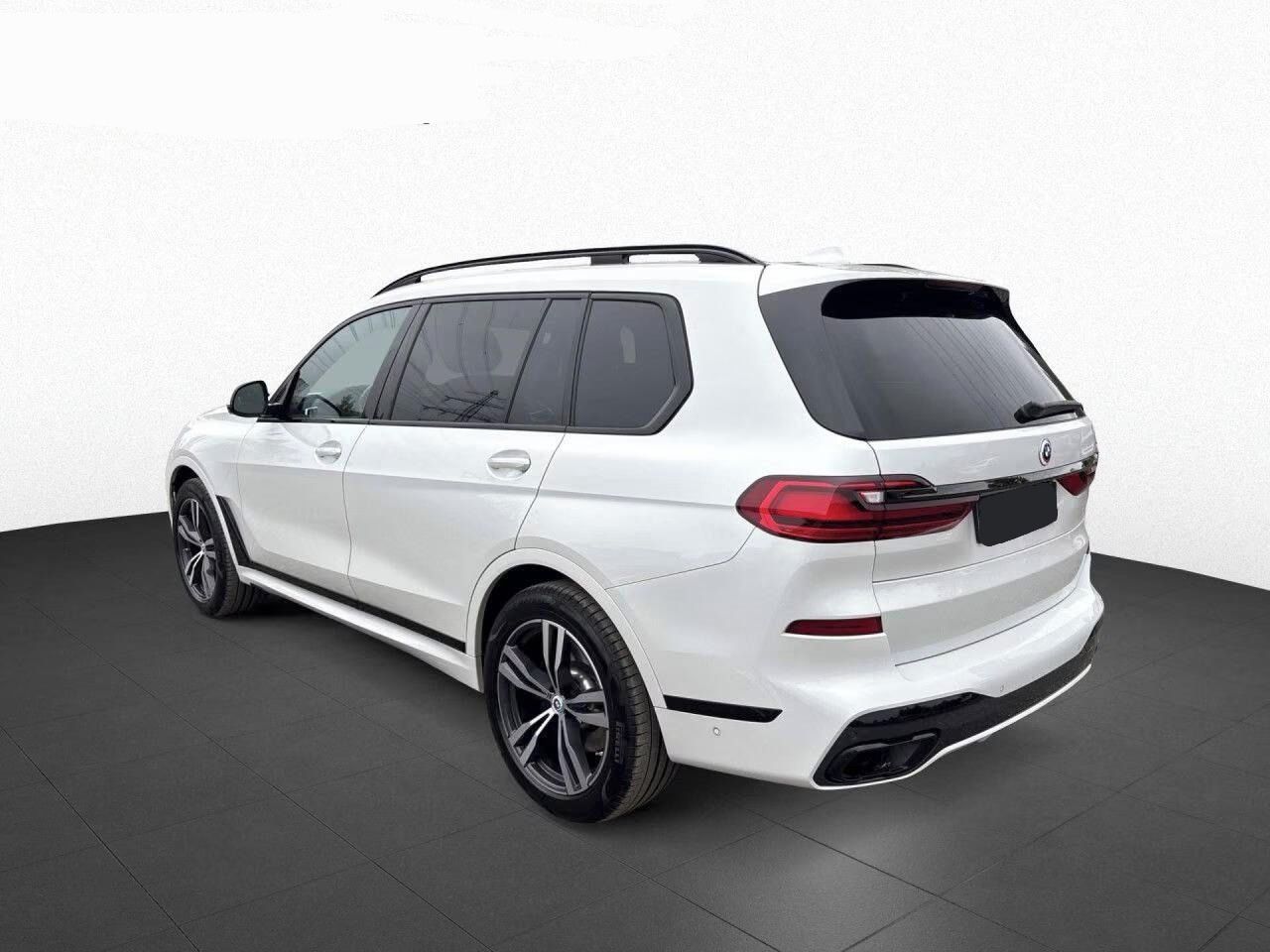 BMW X7, xDrive 40d M Sport*Kůže*Navi* - fotka 2