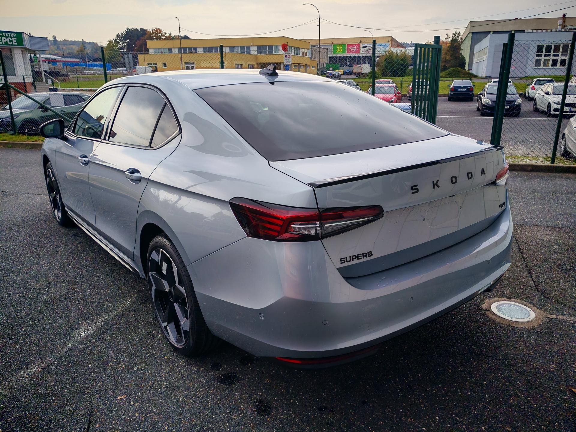 Škoda Superb, Sportline, 2,0TSi,DSG, 4x4 - fotka 4