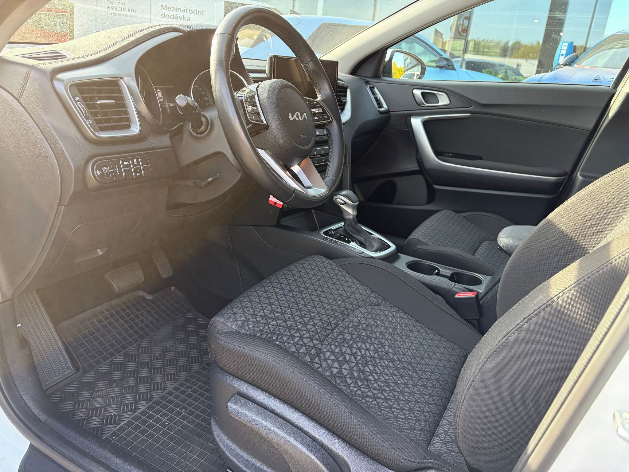 Kia Cee´d, 1.5 T-GDi SW 7DCT SPIN - fotka 5