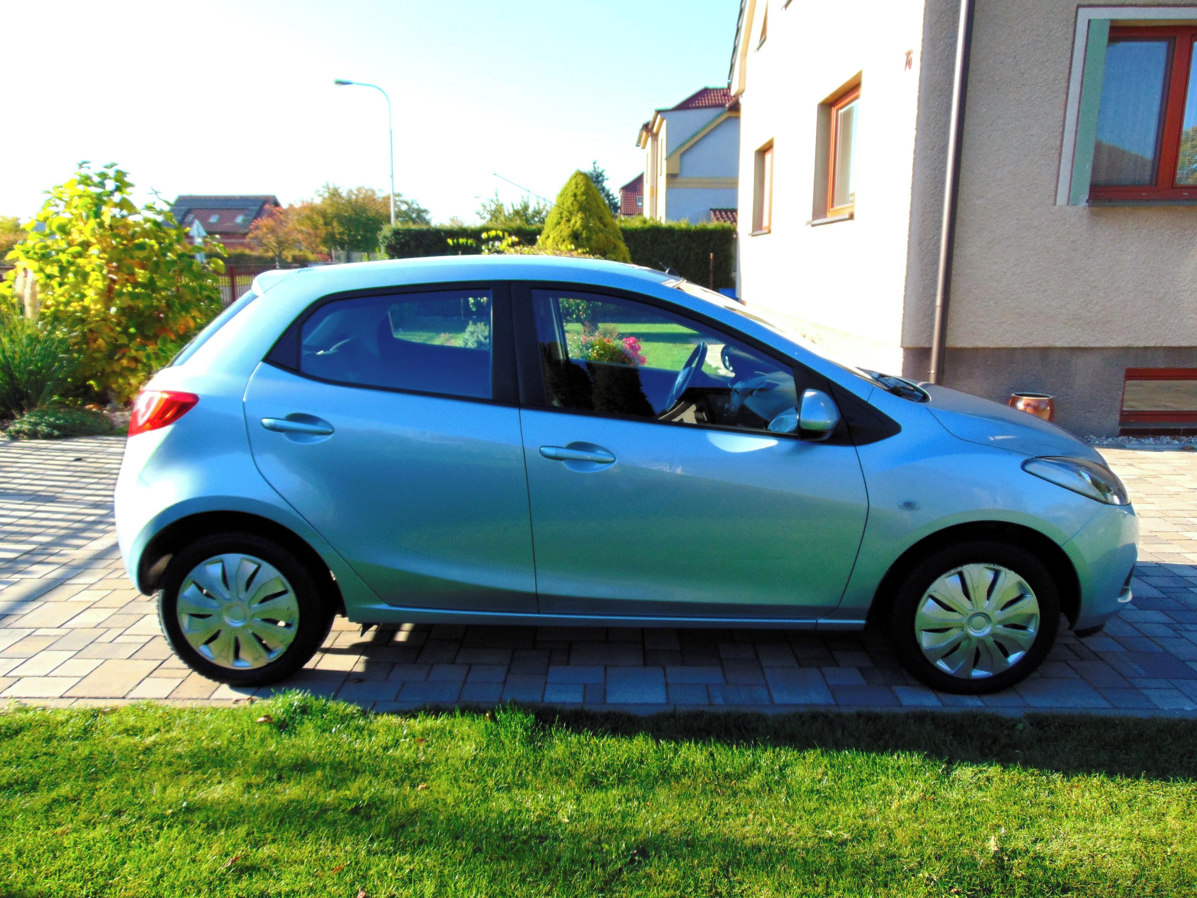 Mazda 2, PŮVOD ČR,1.MAJ.,KLIMA - fotka 4