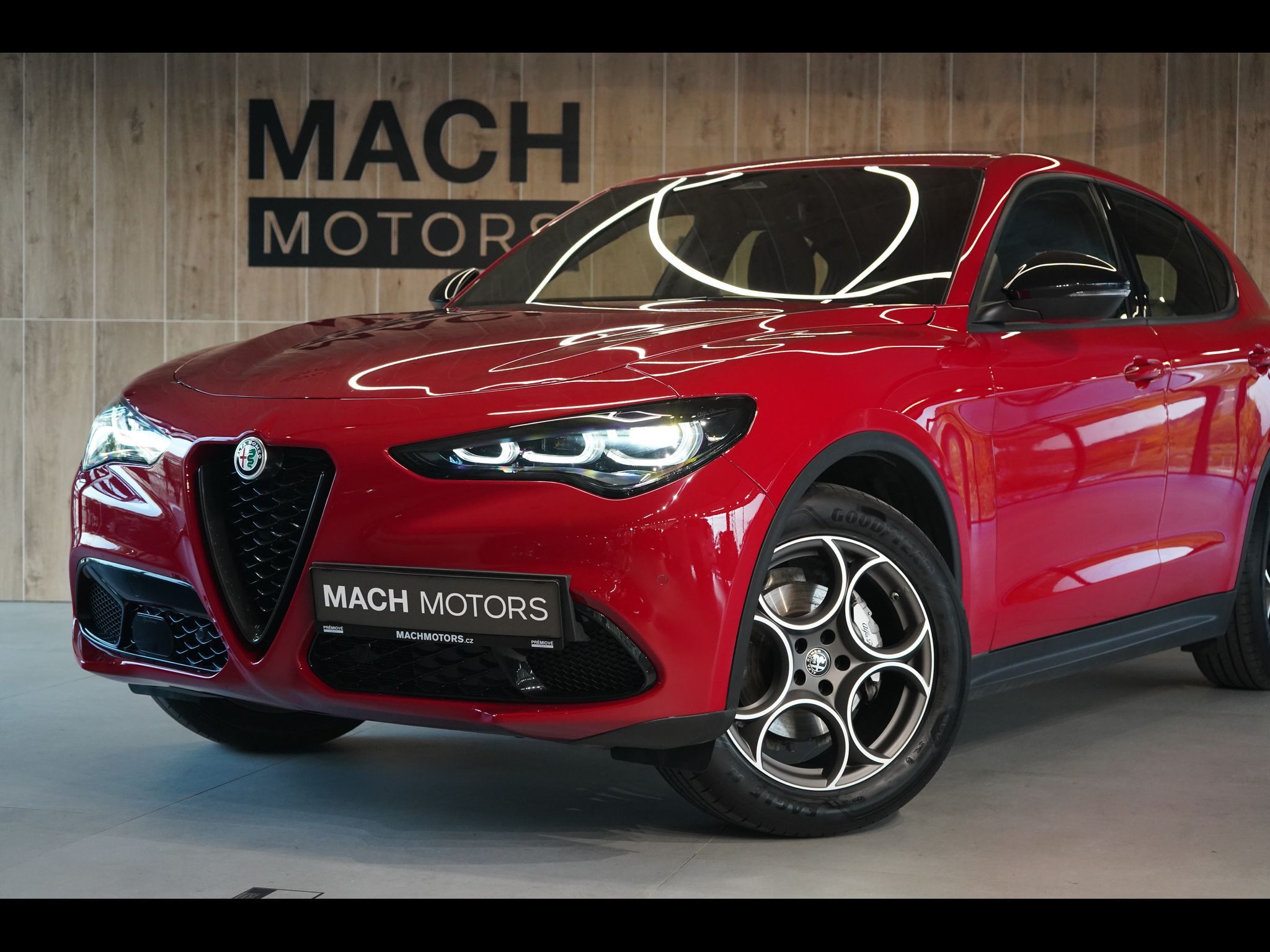 Alfa Romeo Stelvio, 2.2 Diesel Q4 154kW (210k) - fotka 2