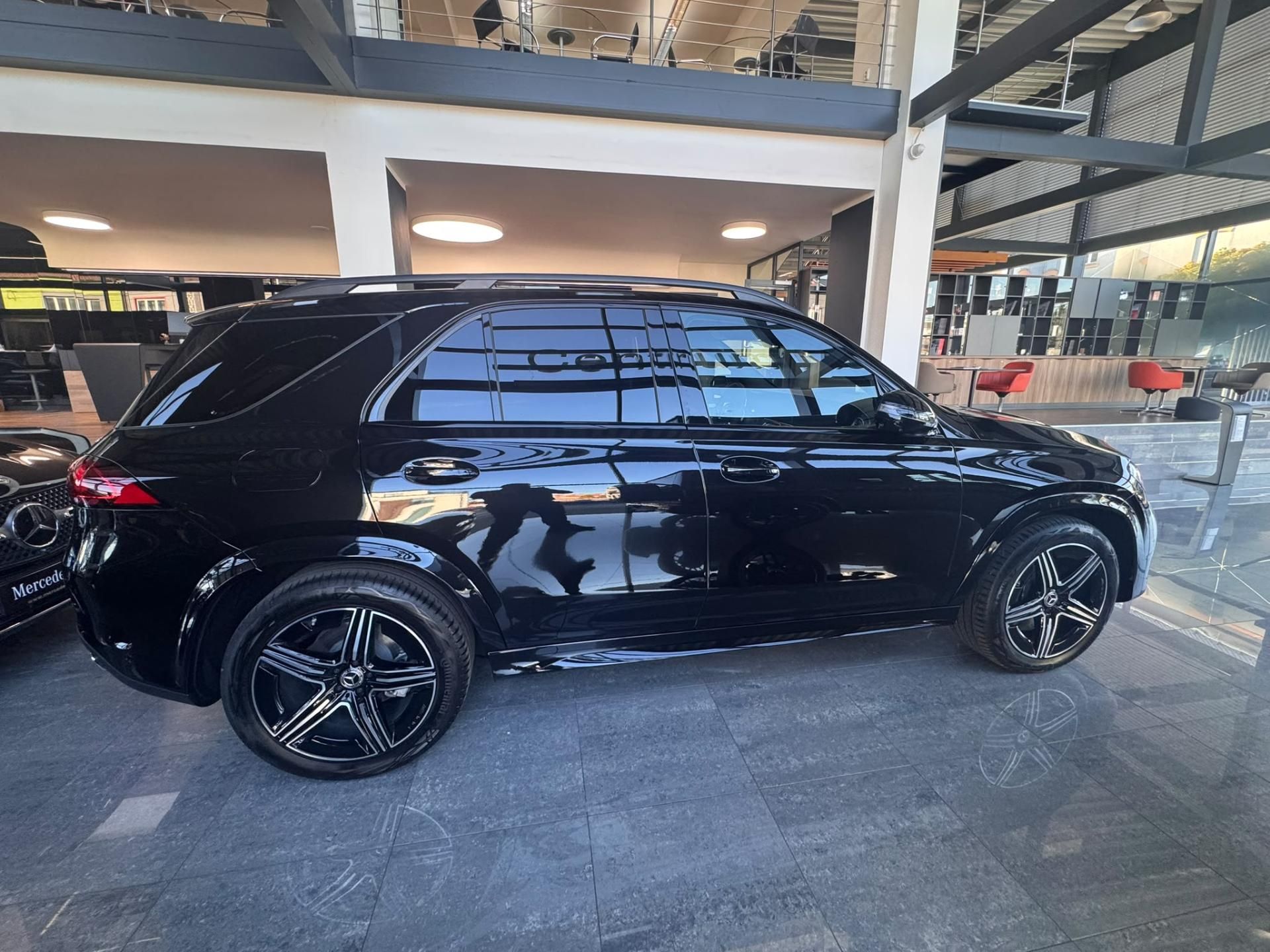Mercedes-Benz GLE, 350 d 4MATIC - fotka 5