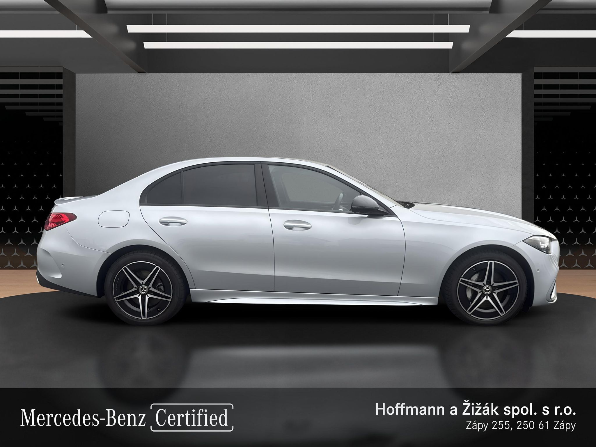 Mercedes-Benz Třídy C, de 4MATIC Linie AMG - fotka 4