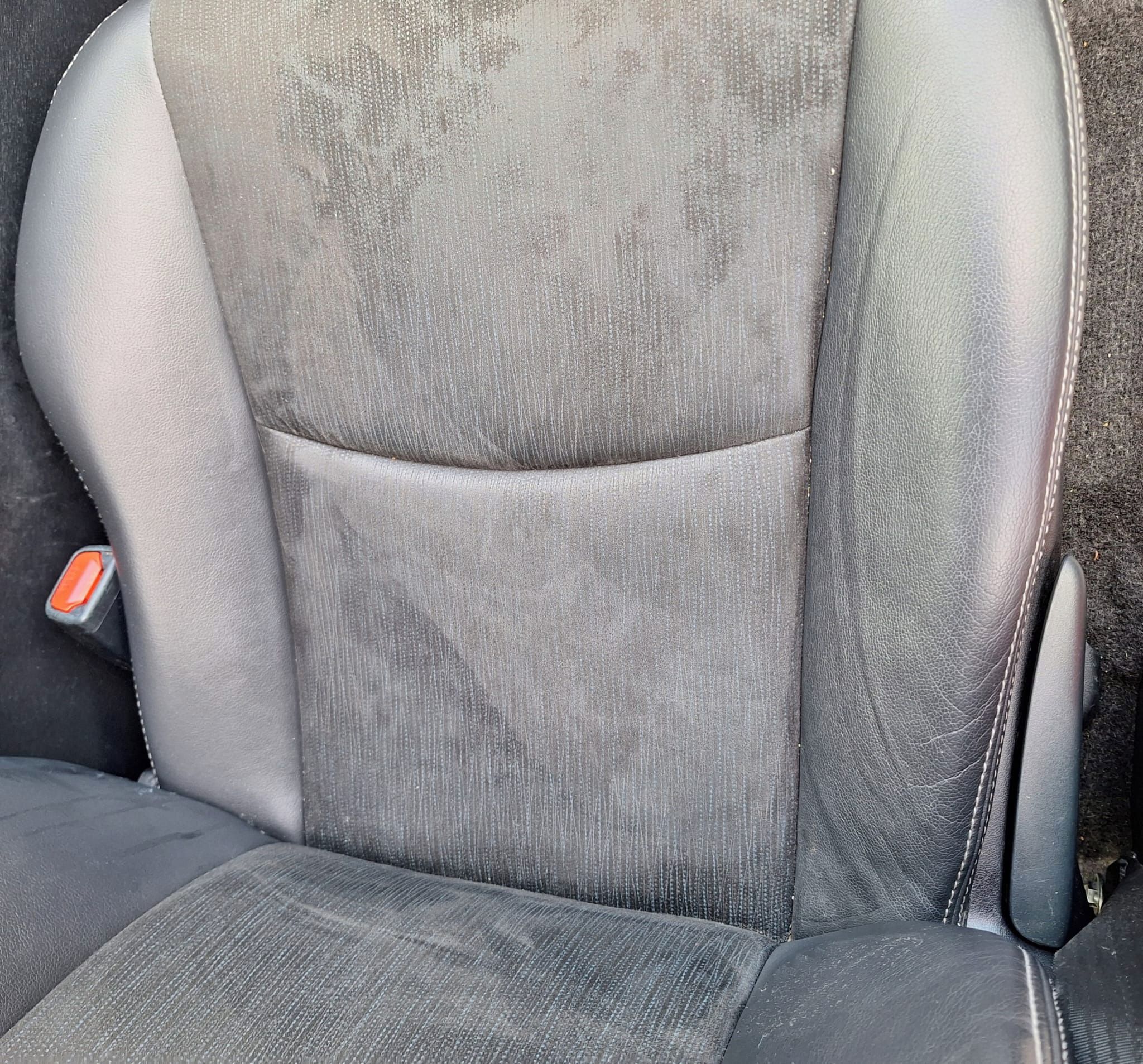 Toyota Prius, TOYOTA PRIUS + 1.8 , 123 koní - fotka 6