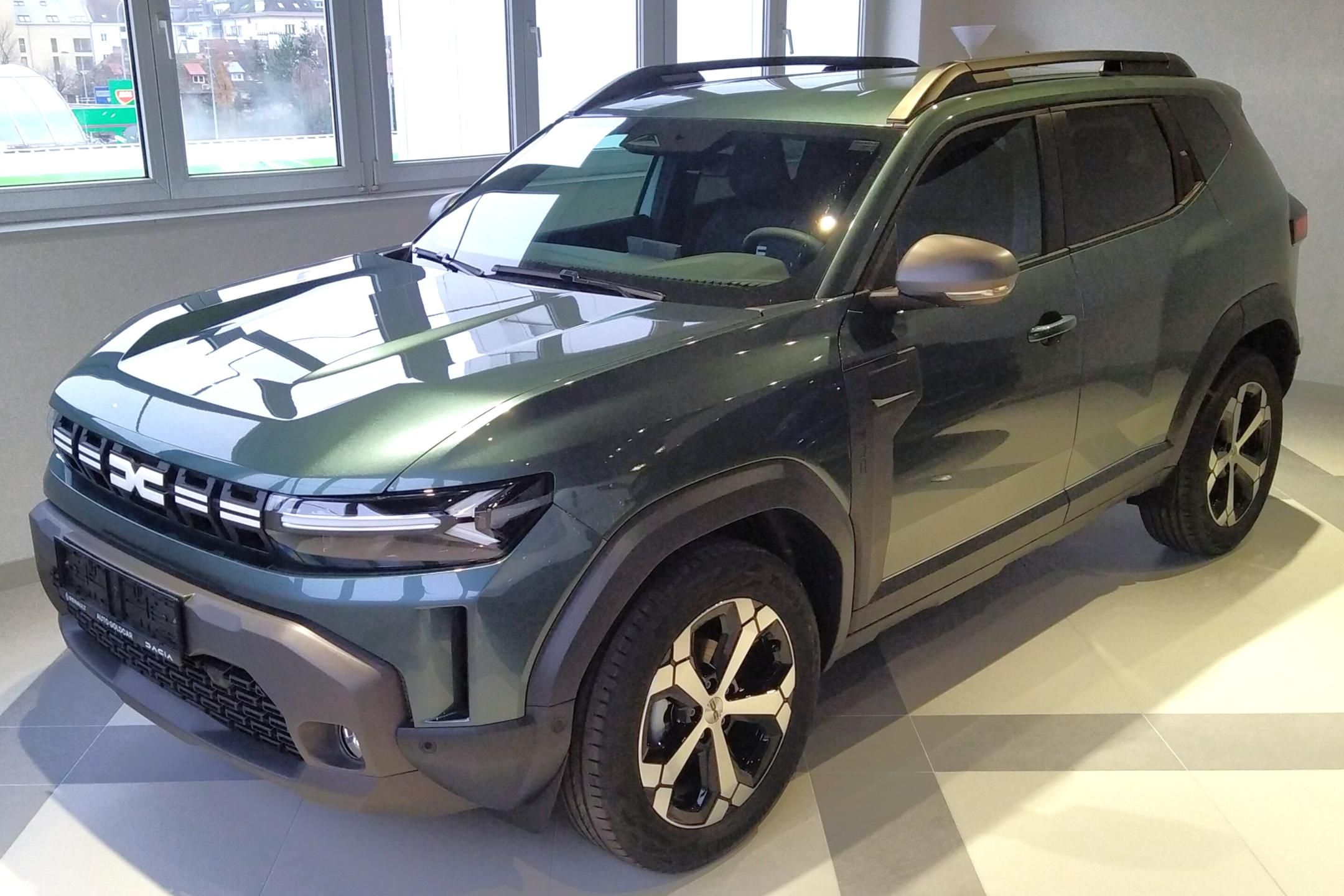 Dacia Duster, Journey hybrid 155