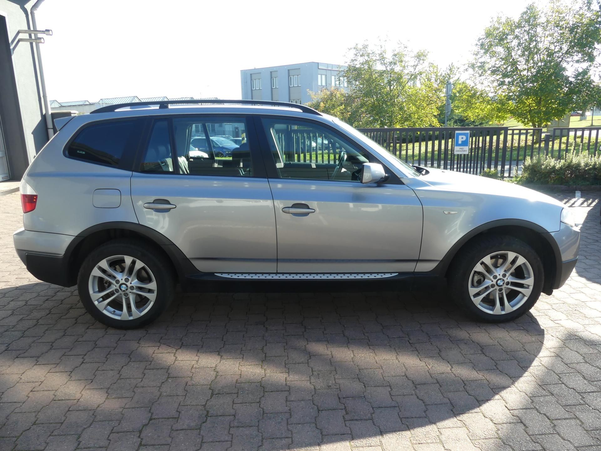 BMW X3, 2,0 d X-drive - fotka 4