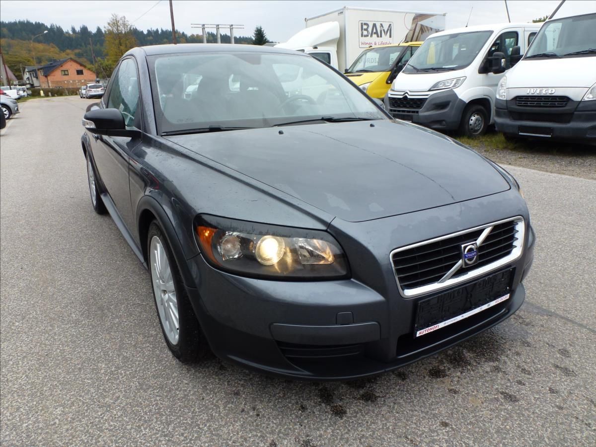 Volvo C30, 2,0 i 16V Titanium Grey - fotka 5