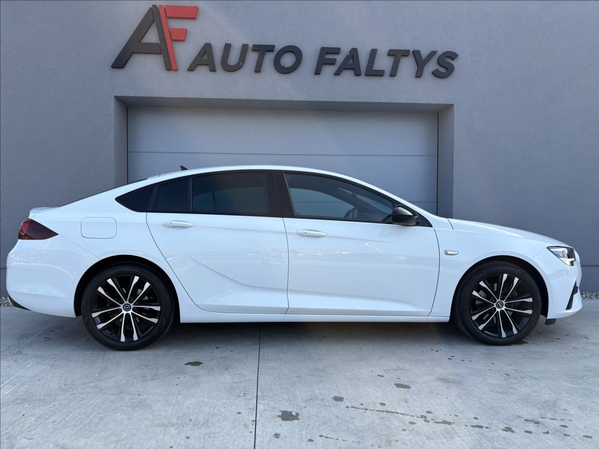 Opel Insignia, 2,0 CDTi AWD AT8 Ultimate GS - fotka 3