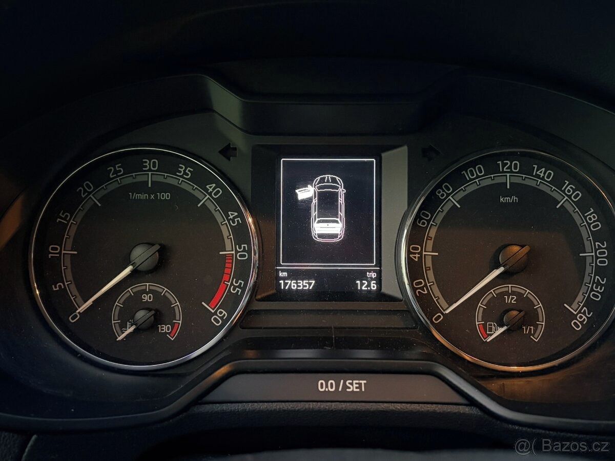 Škoda Octavia, 2.0 TDI (110 kW) DSG NAVI - fotka 4