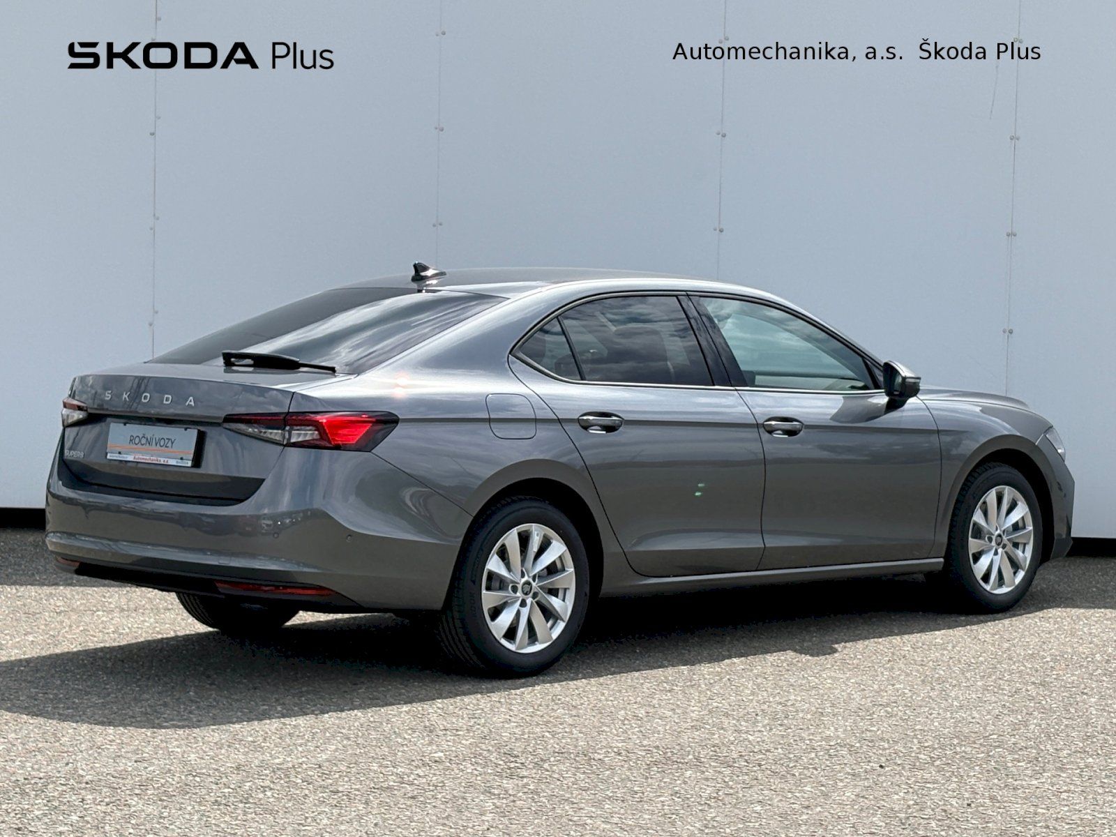 Škoda Superb, DSG / 2.0 TDI / 110 kW / SELEC - fotka 2