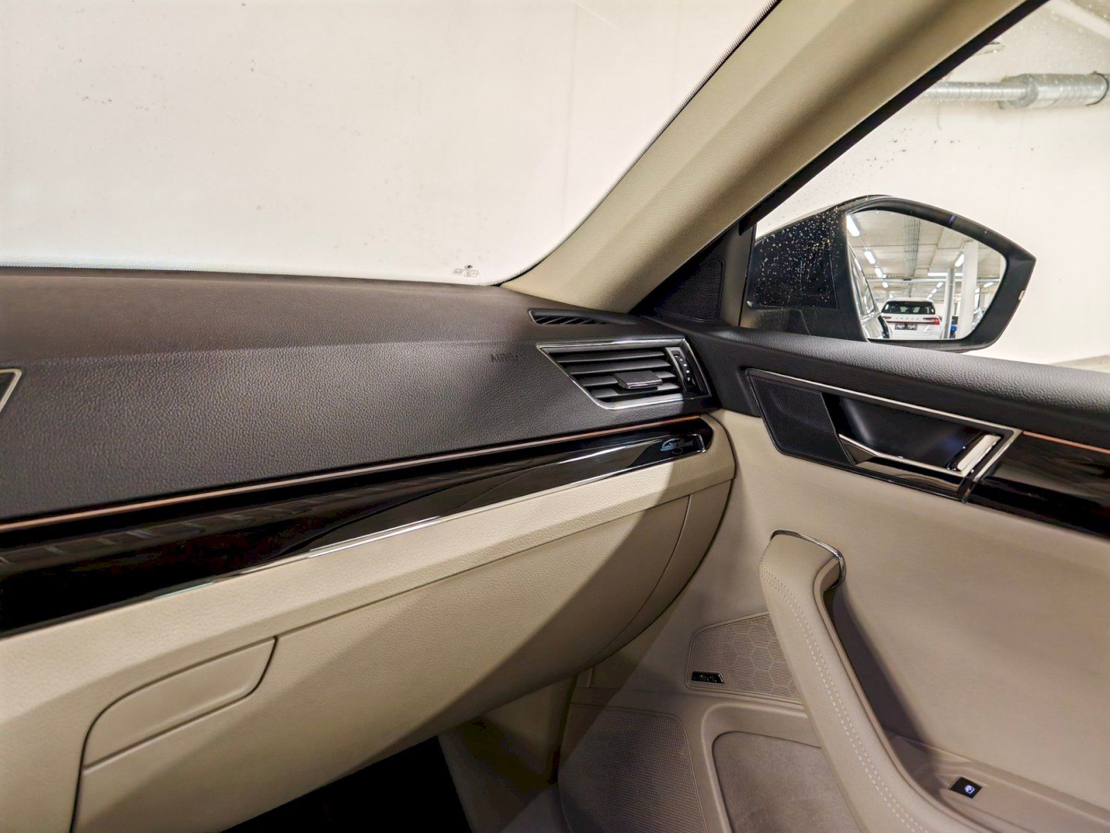 Škoda Superb, iV 1.4 TSI 160 kW DSG L&K - fotka 6