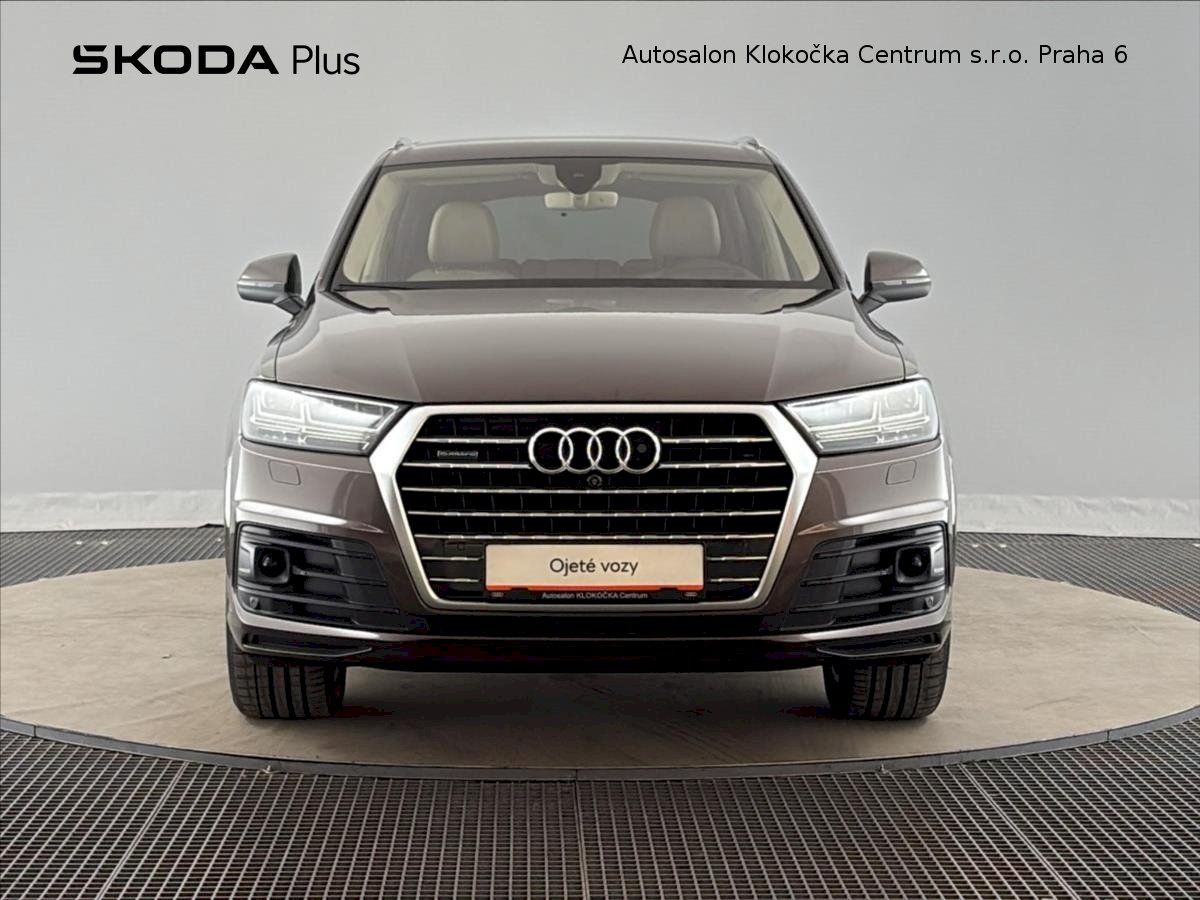 Audi Q7, TDI200 kW S-line Quattro 8TT - fotka 4
