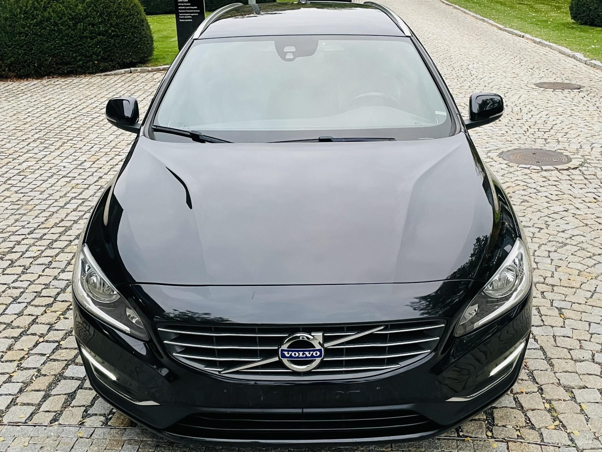 Volvo V60, 2.0D 5VÁLEC AUT OCEAN RACE - fotka 5