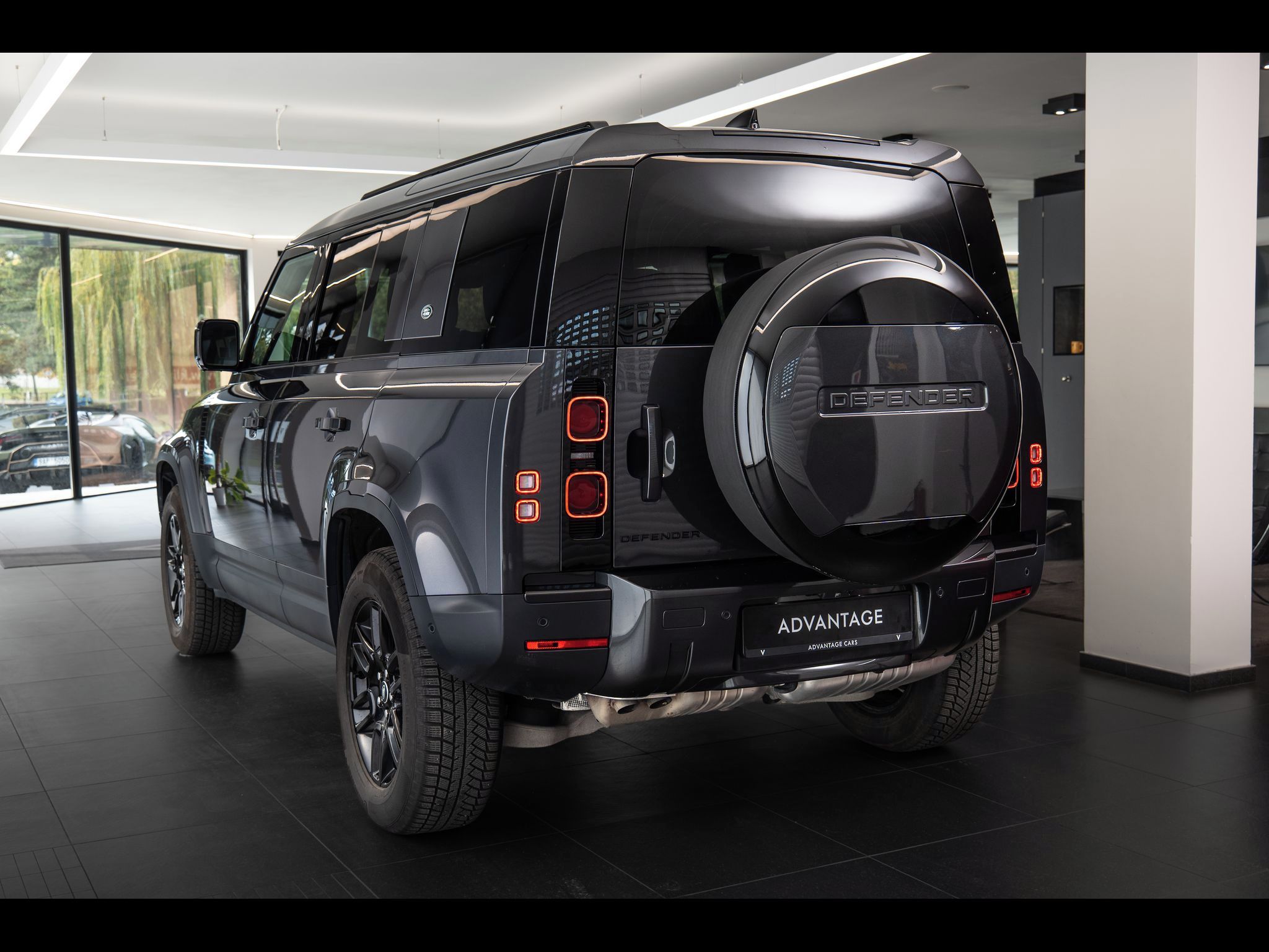 Land Rover Defender, 110 D200 - fotka 4